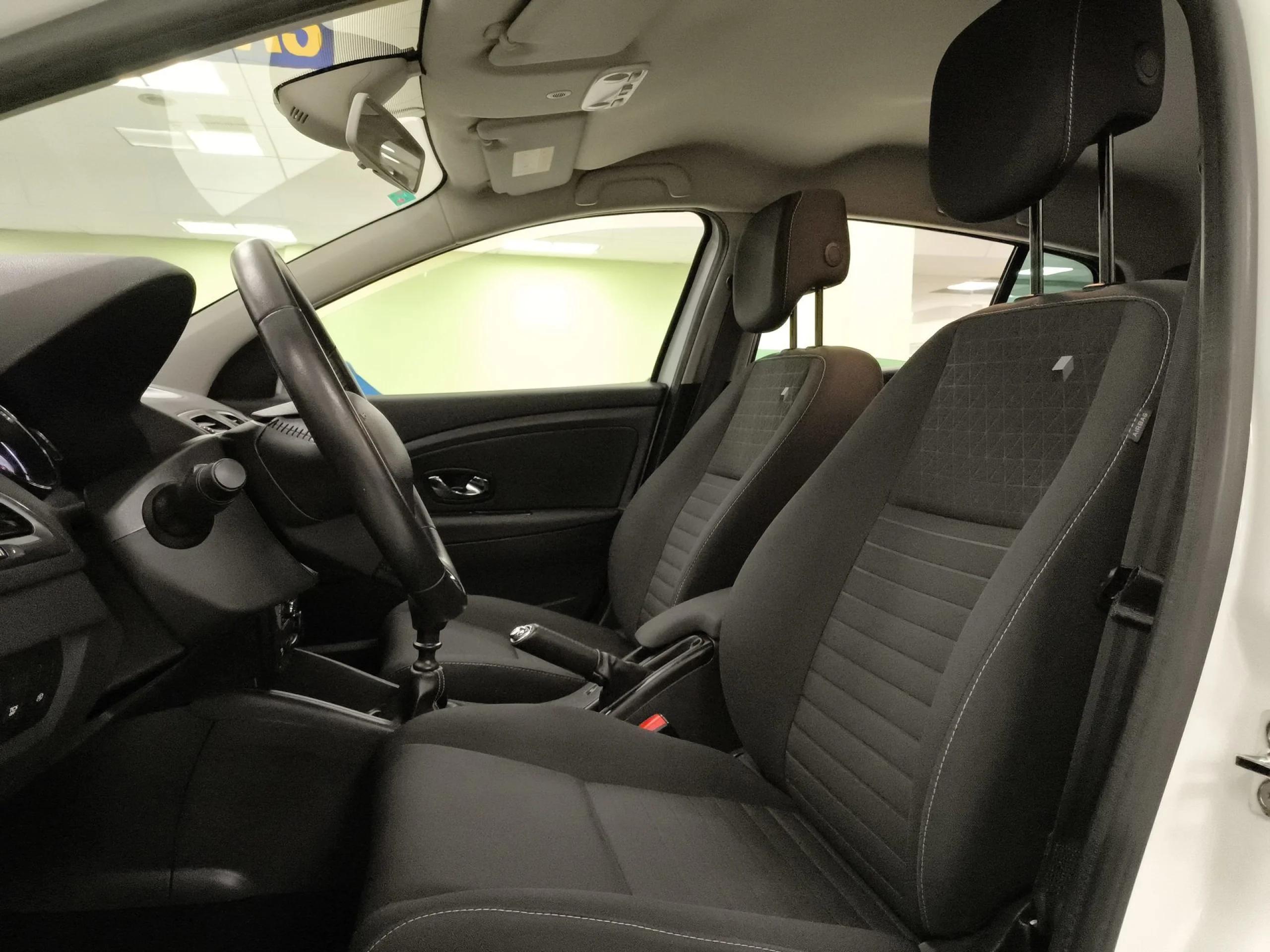 Renault Megane Limited Energy SANDS TCe 85 kW (115 CV) - Foto 8