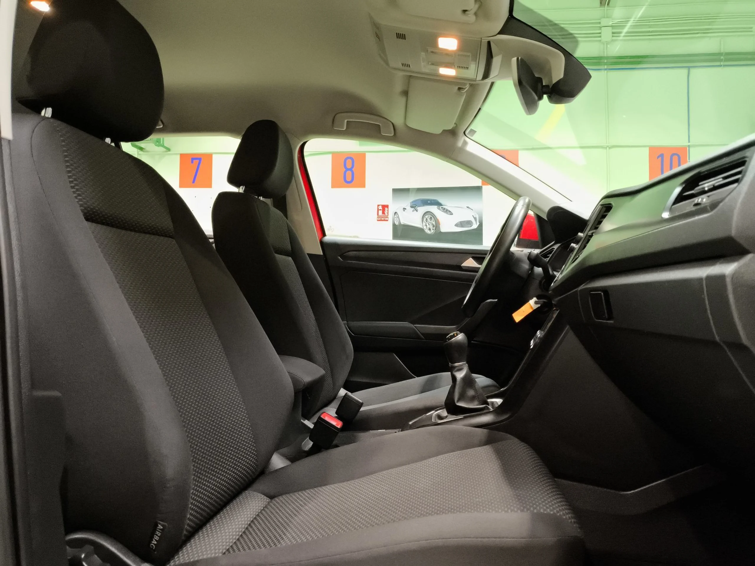 Volkswagen T-Roc Edition 1.6 TDI 85 kW (115 CV) - Foto 28