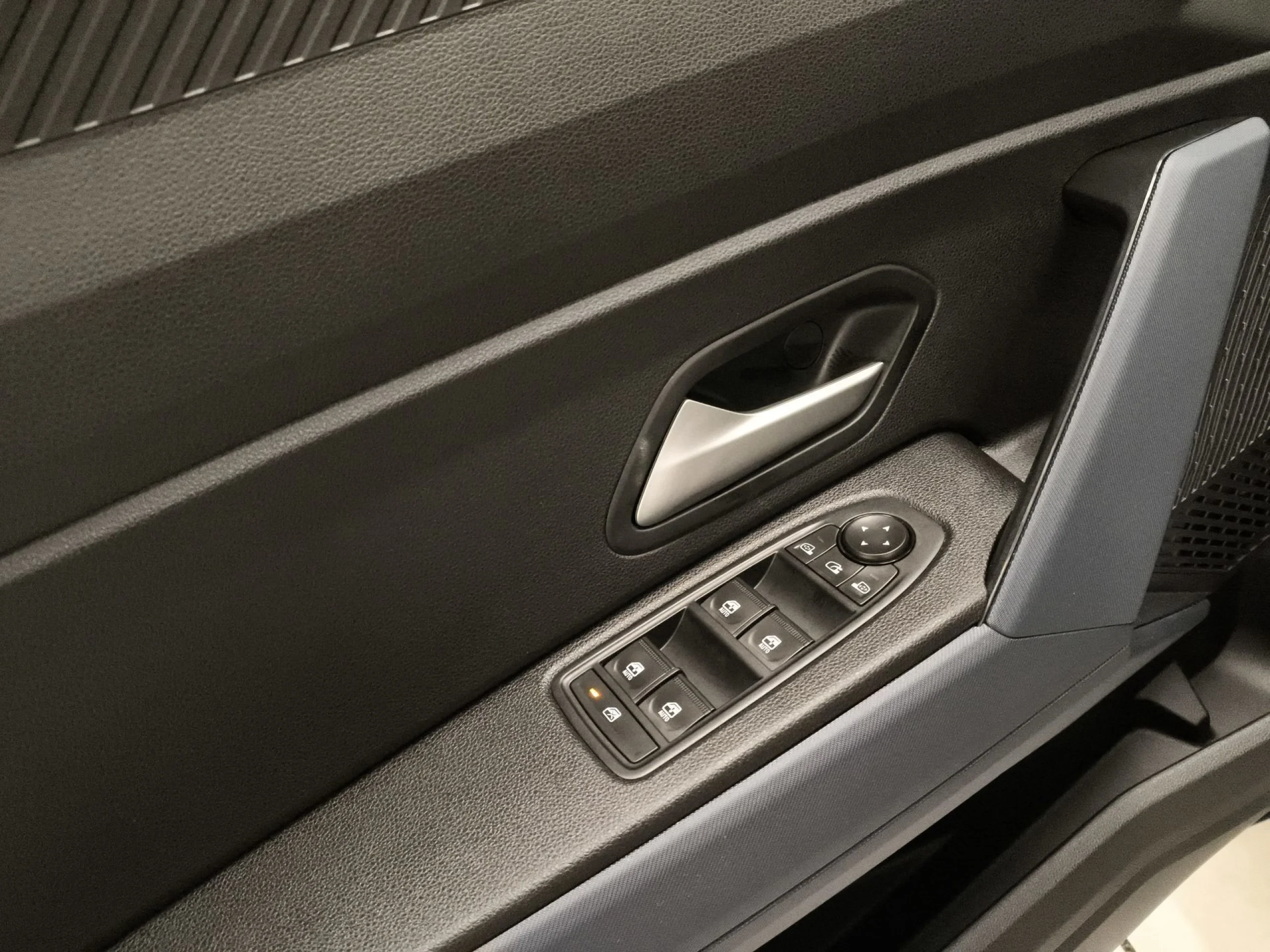 Dacia Duster Journey TCE 48v 4X2 96 kW (130 CV) - Foto 10