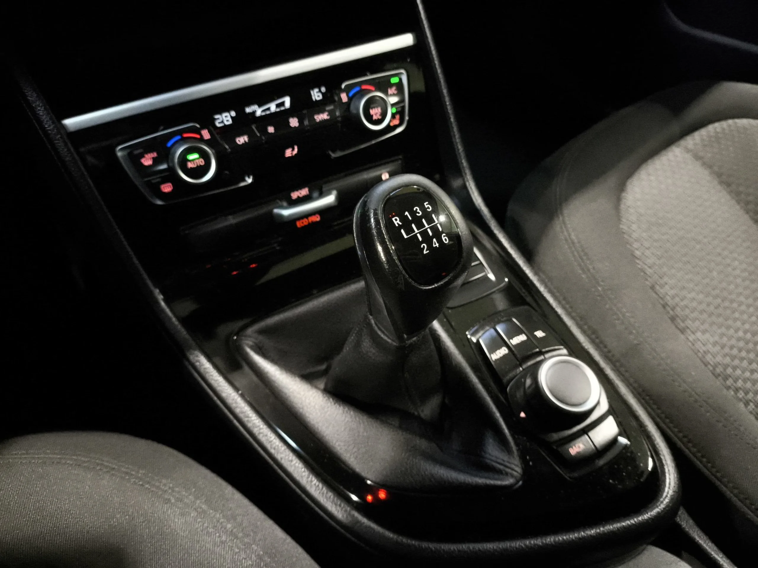 BMW Serie 2 218d Gran Tourer 110 kW (150 CV) - Foto 17