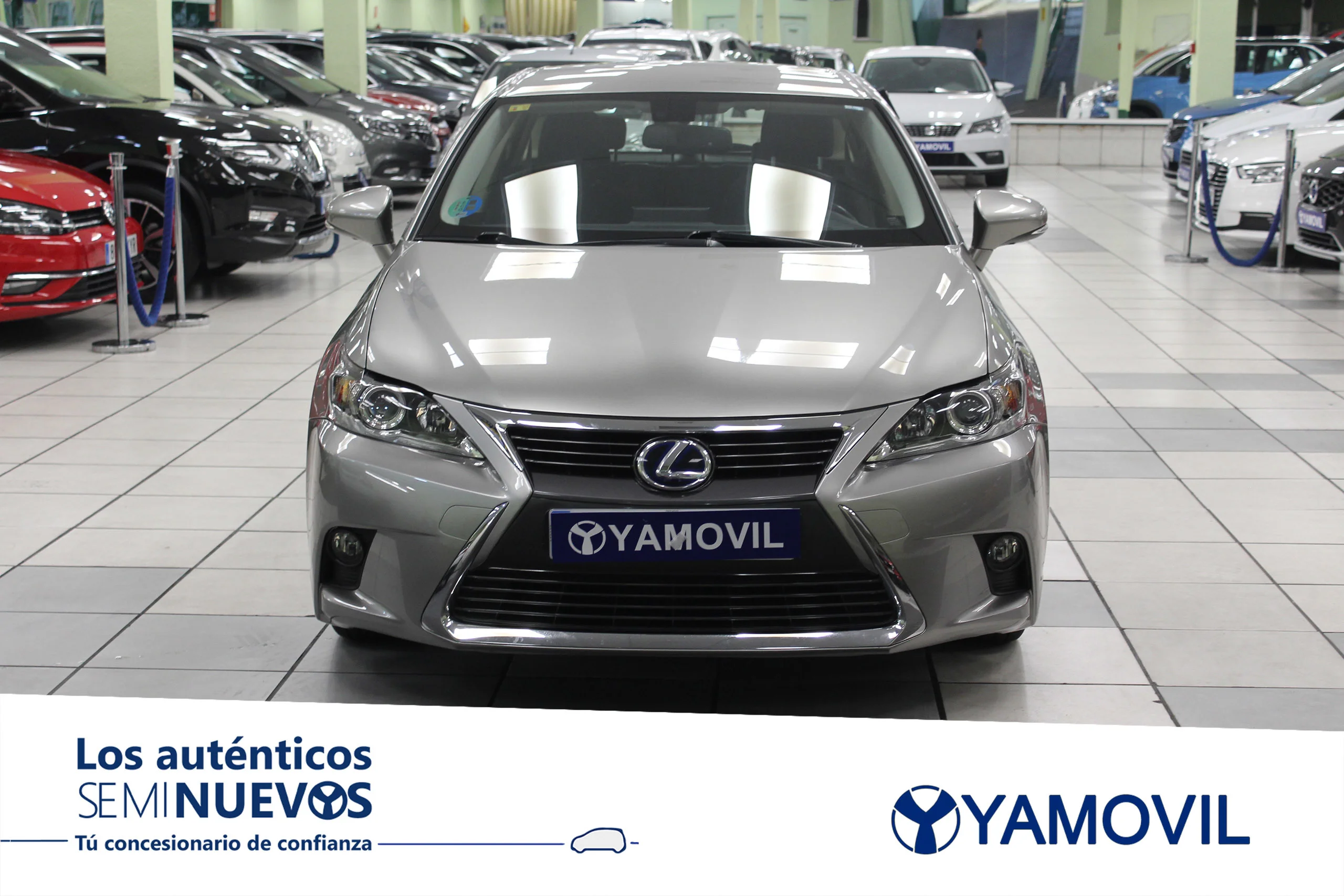 Lexus CT 200h Business 100 kW (136 CV) - Foto 2