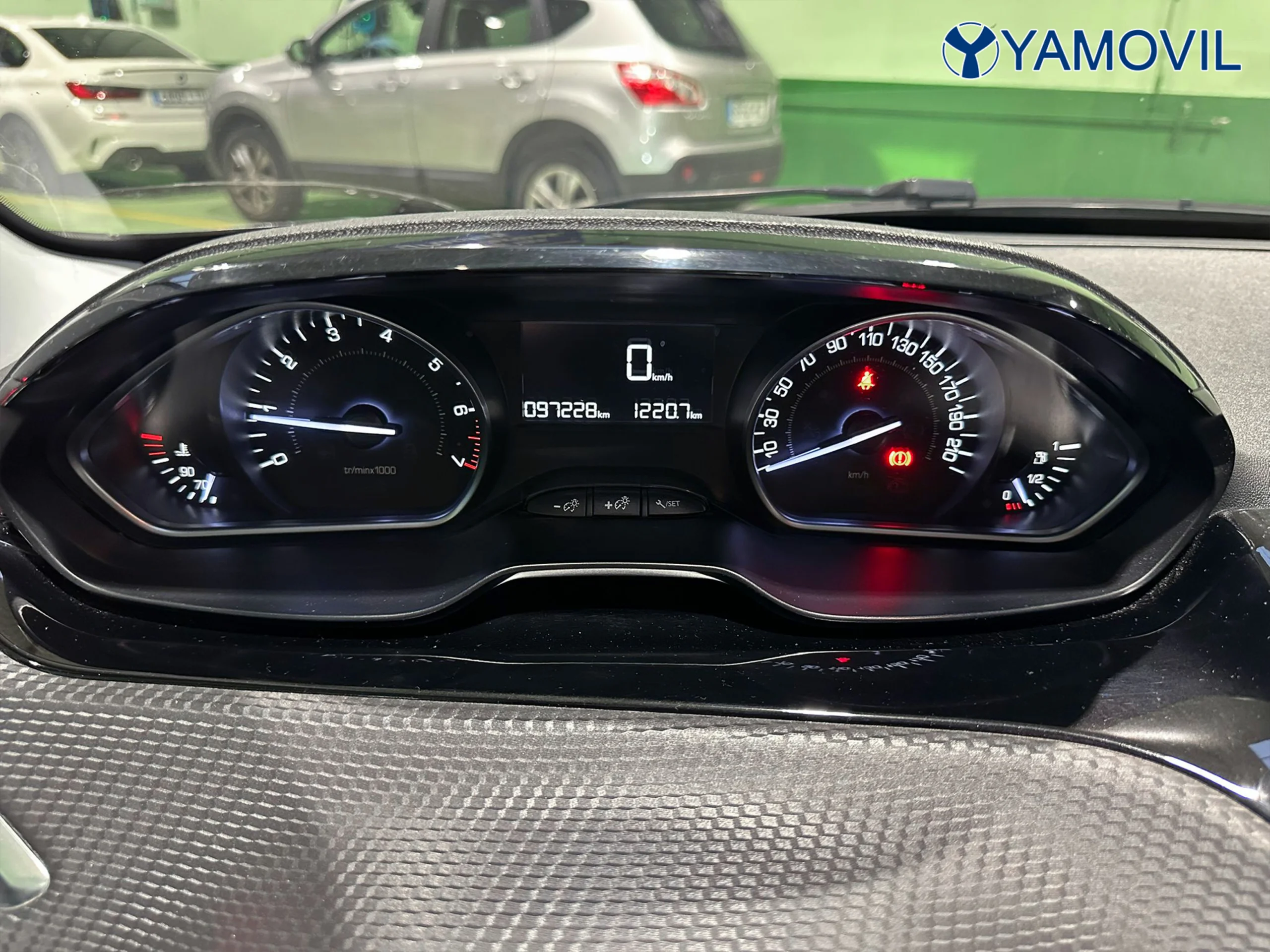 Peugeot 208 PureTech 110 Signature 81 kW (110 CV) - Foto 6