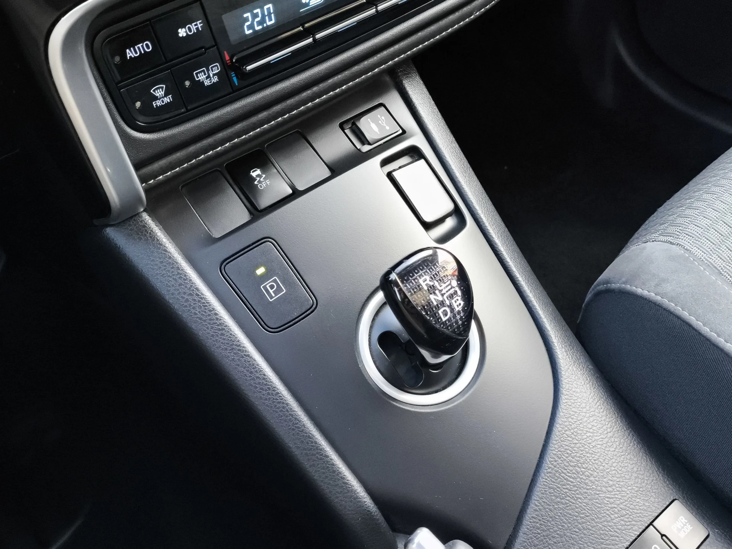 Toyota Auris 140H Hybrid Feel! 100 kW (136 CV) - Foto 17