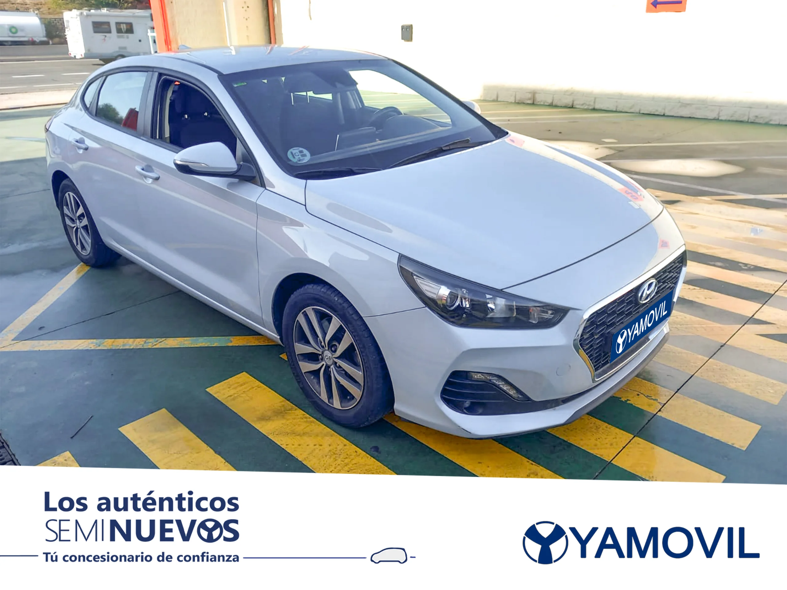 Hyundai I30 1.0 TGDI Link Fastback 88 kW (120 CV) - Foto 3