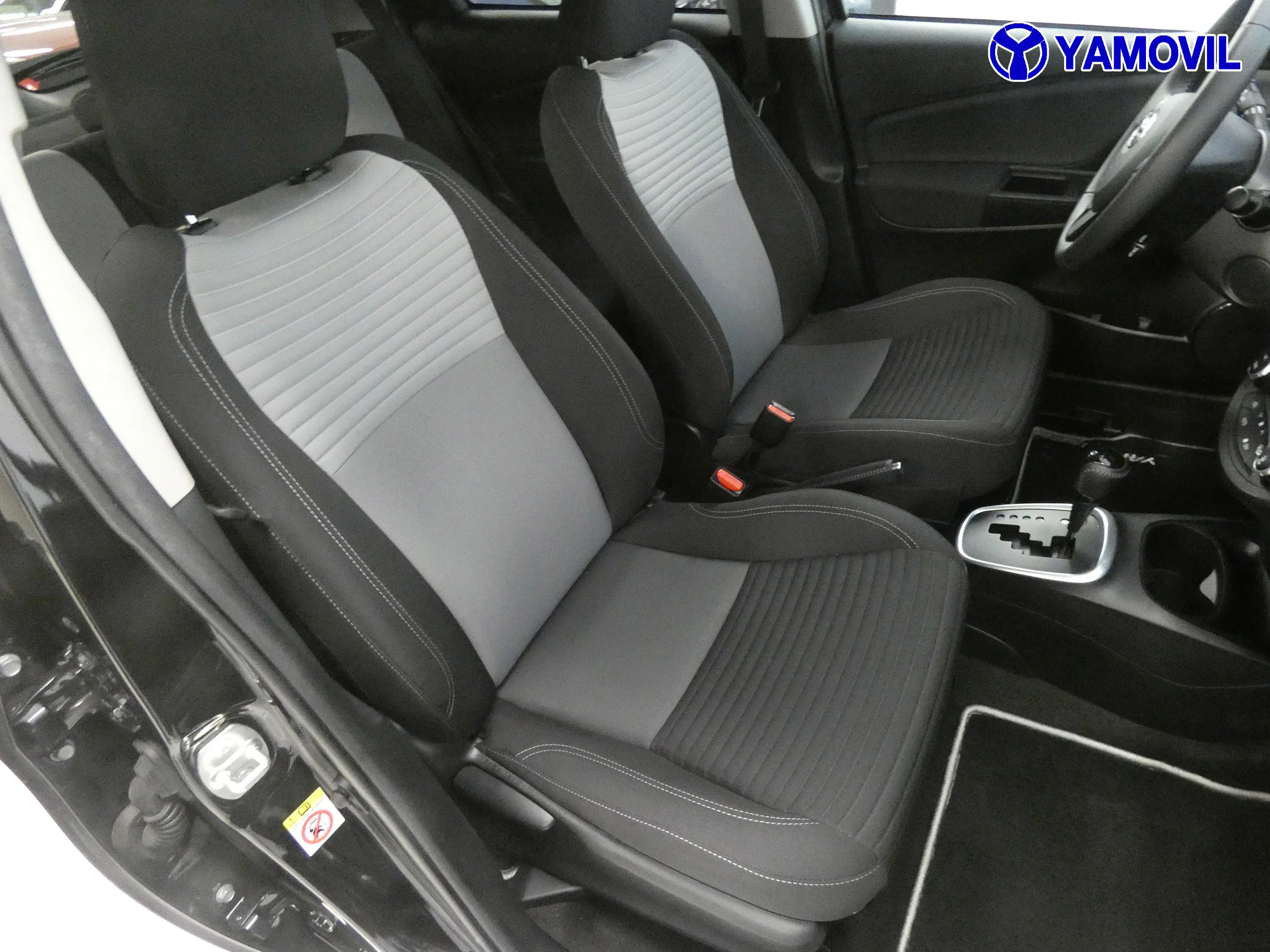 Toyota Yaris 1.5 FEEL HYBRID  5P - Foto 12