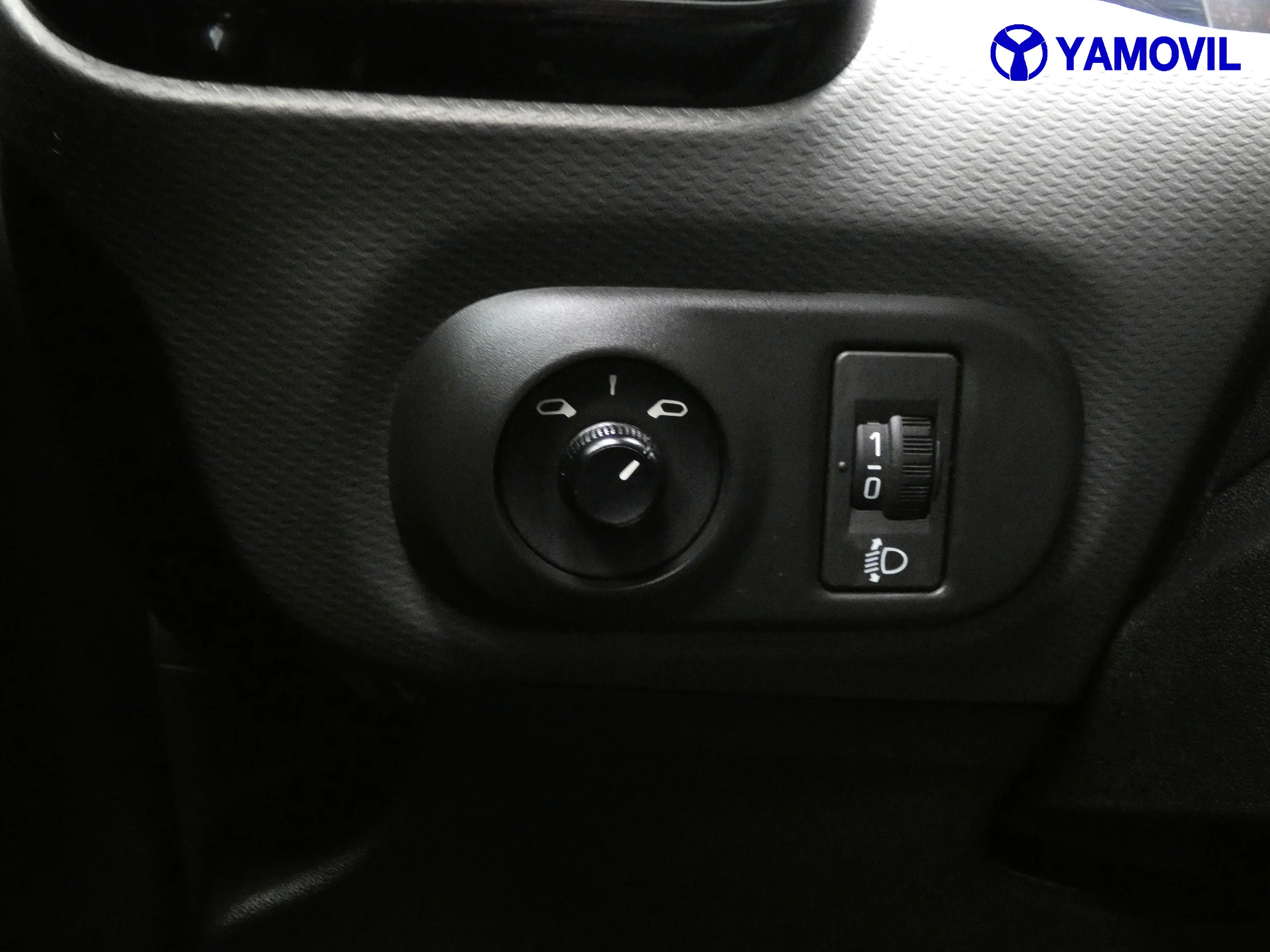 Citroen C4 CACTUS 1.6 HDi ETG6 HELLO 5P - Foto 28