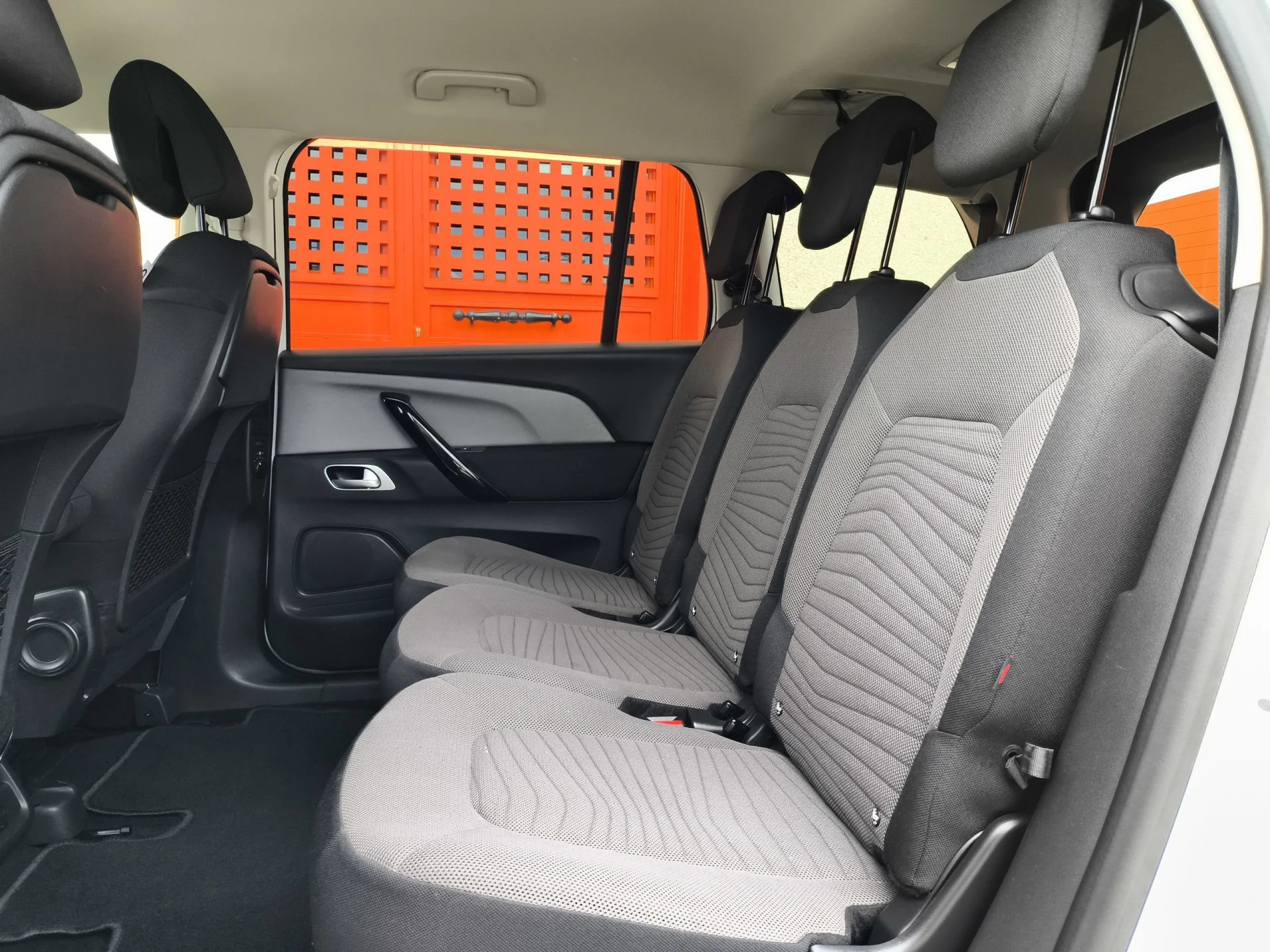 Citroen Grand C4 Spacetourer PureTech 130 SANDS 6v C-Series 96 kW (131 CV) - Foto 23