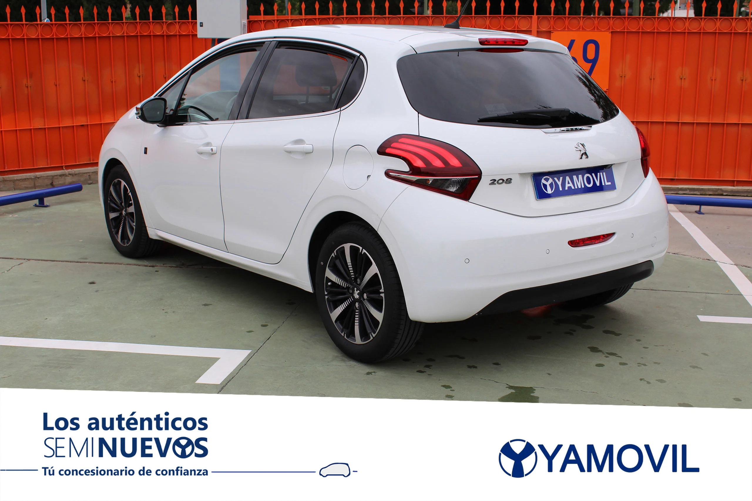 Peugeot 208 1.2 PURETECH S&S TECH EDITION 82 CV 5P. - Foto 6