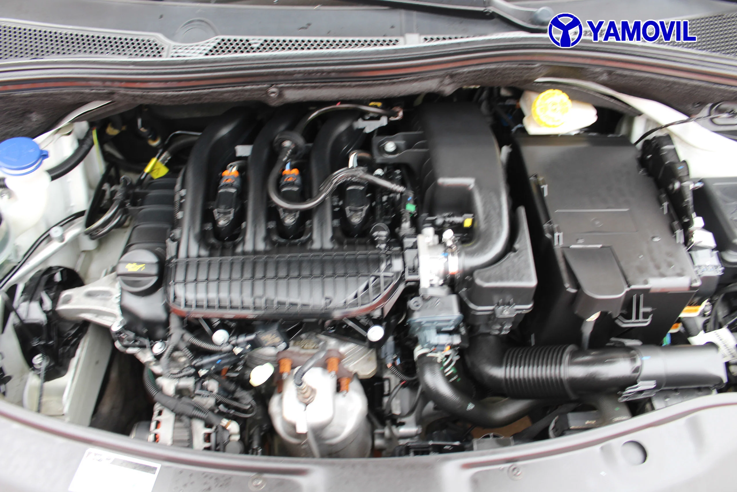Peugeot 208 1.2 PURETECH S&S TECH EDITION 82 CV 5P. - Foto 8