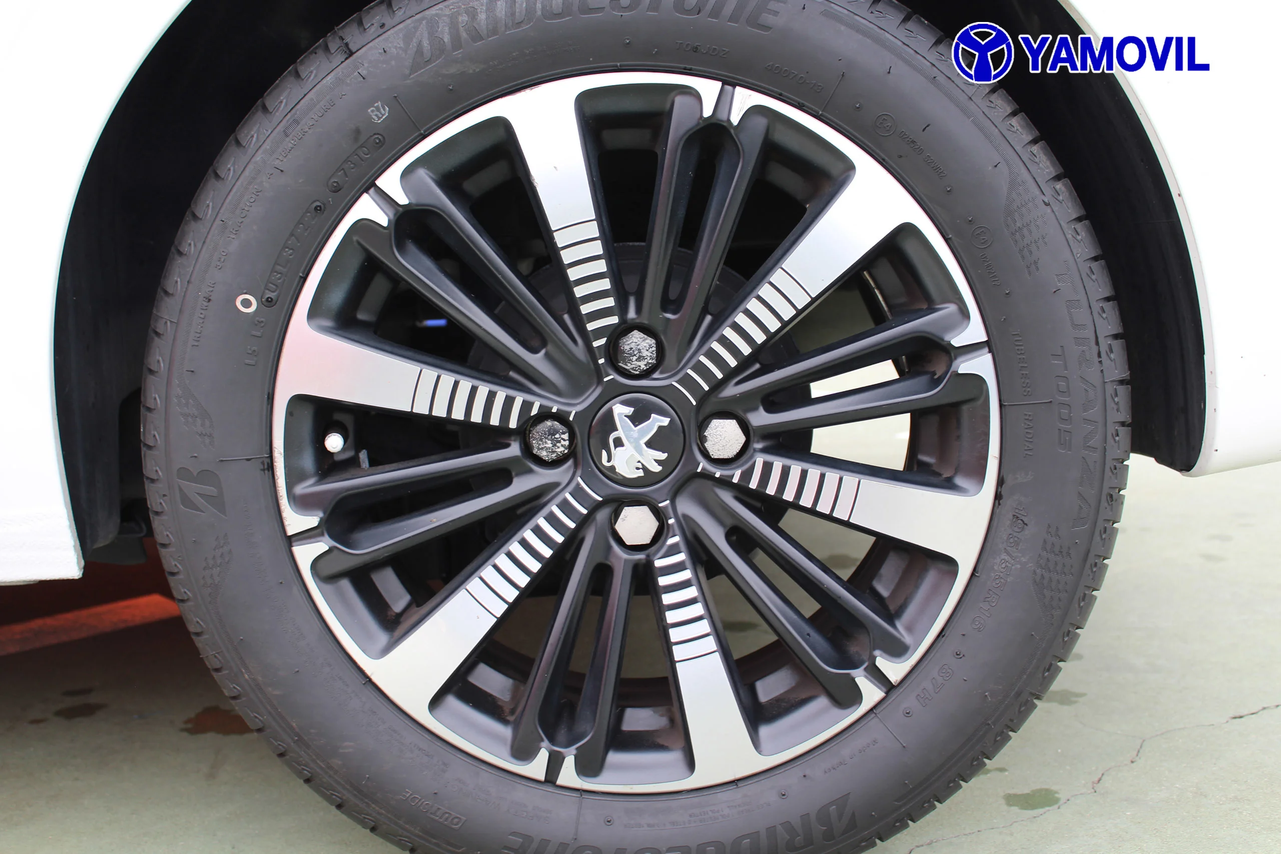 Peugeot 208 1.2 PURETECH S&S TECH EDITION 82 CV 5P. - Foto 11