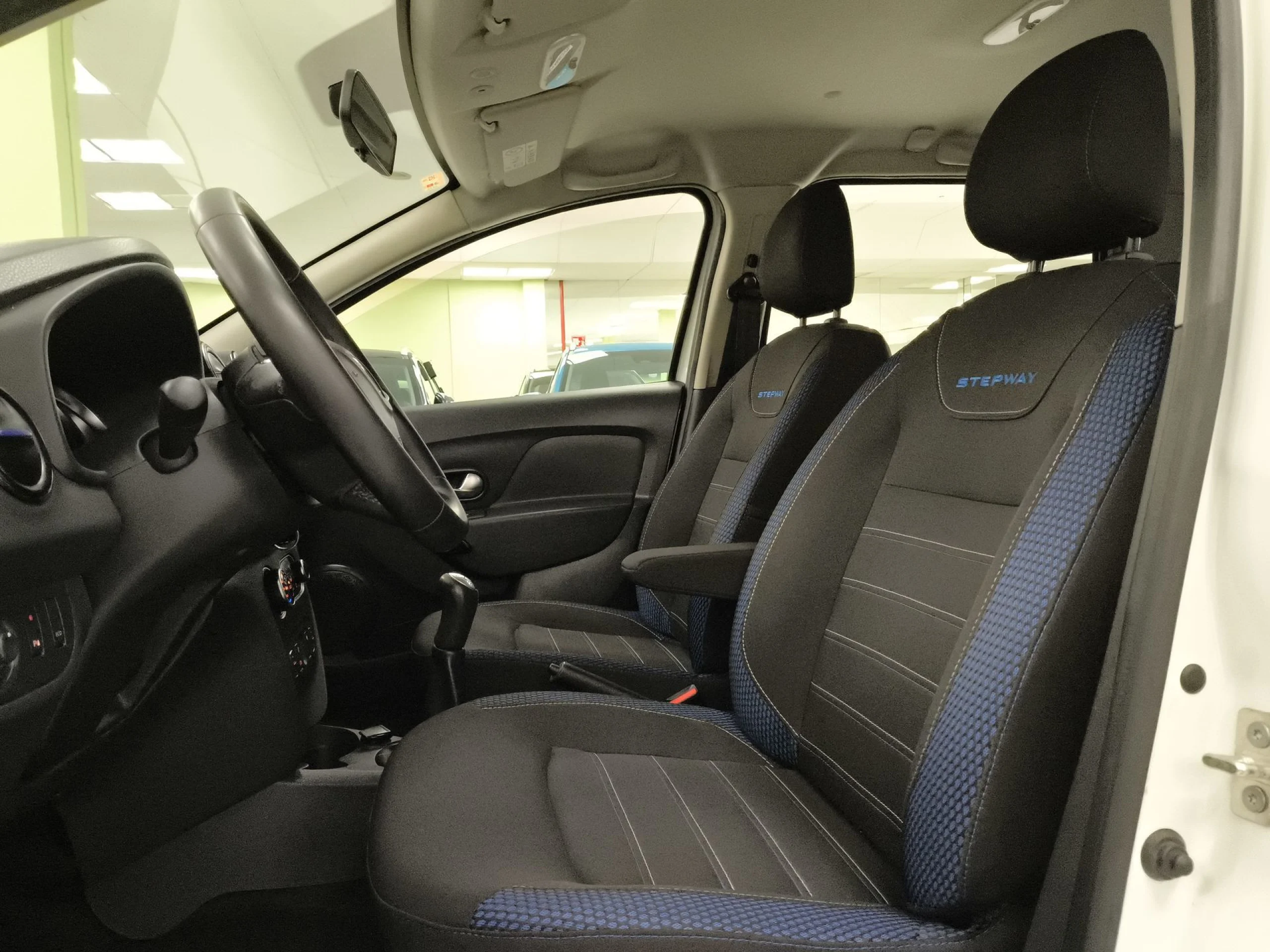 Dacia Logan MCV Stepway Comfort TCE 66 kW (90 CV) - Foto 8