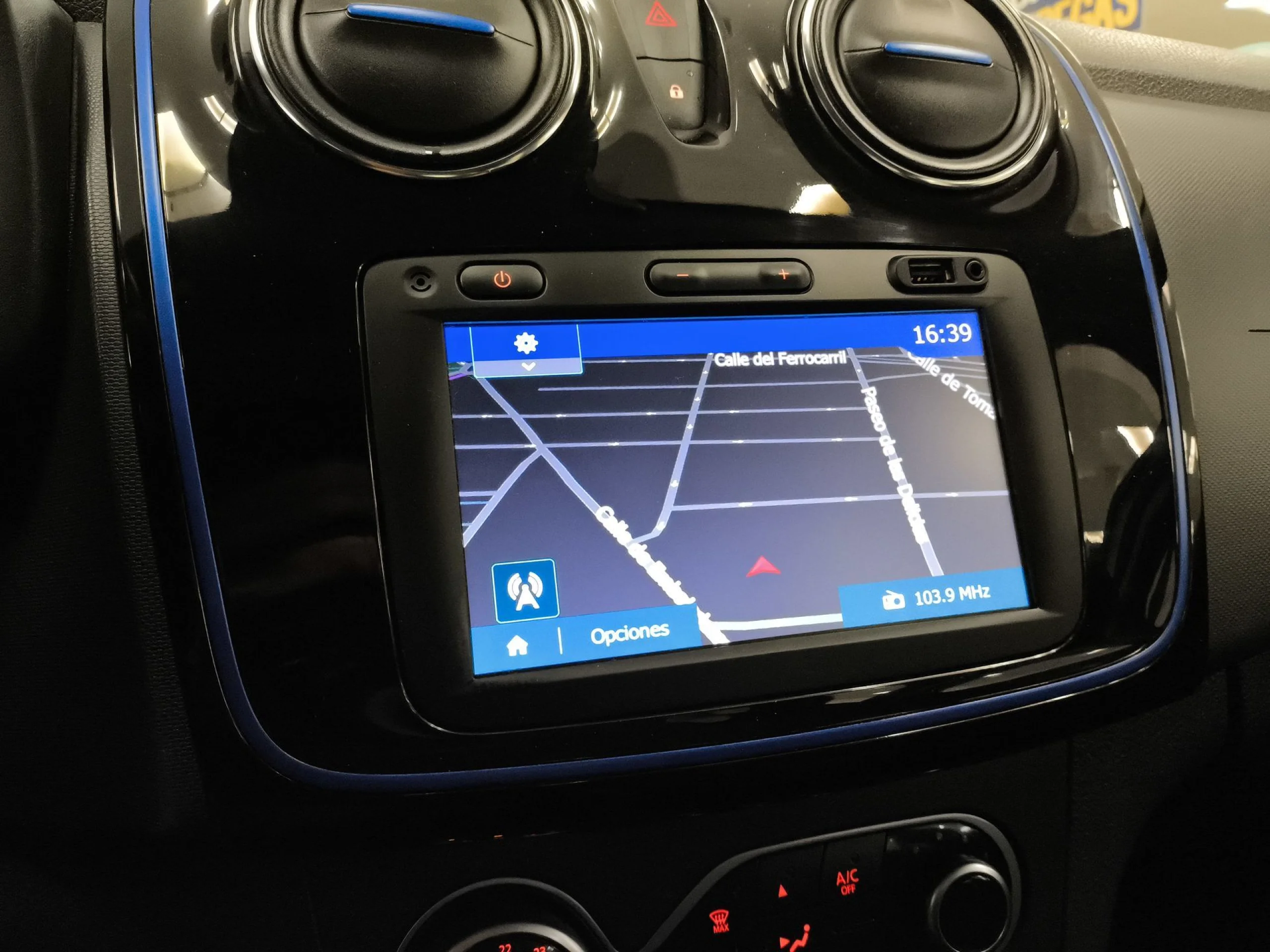 Dacia Logan MCV Stepway Comfort TCE 66 kW (90 CV) - Foto 14