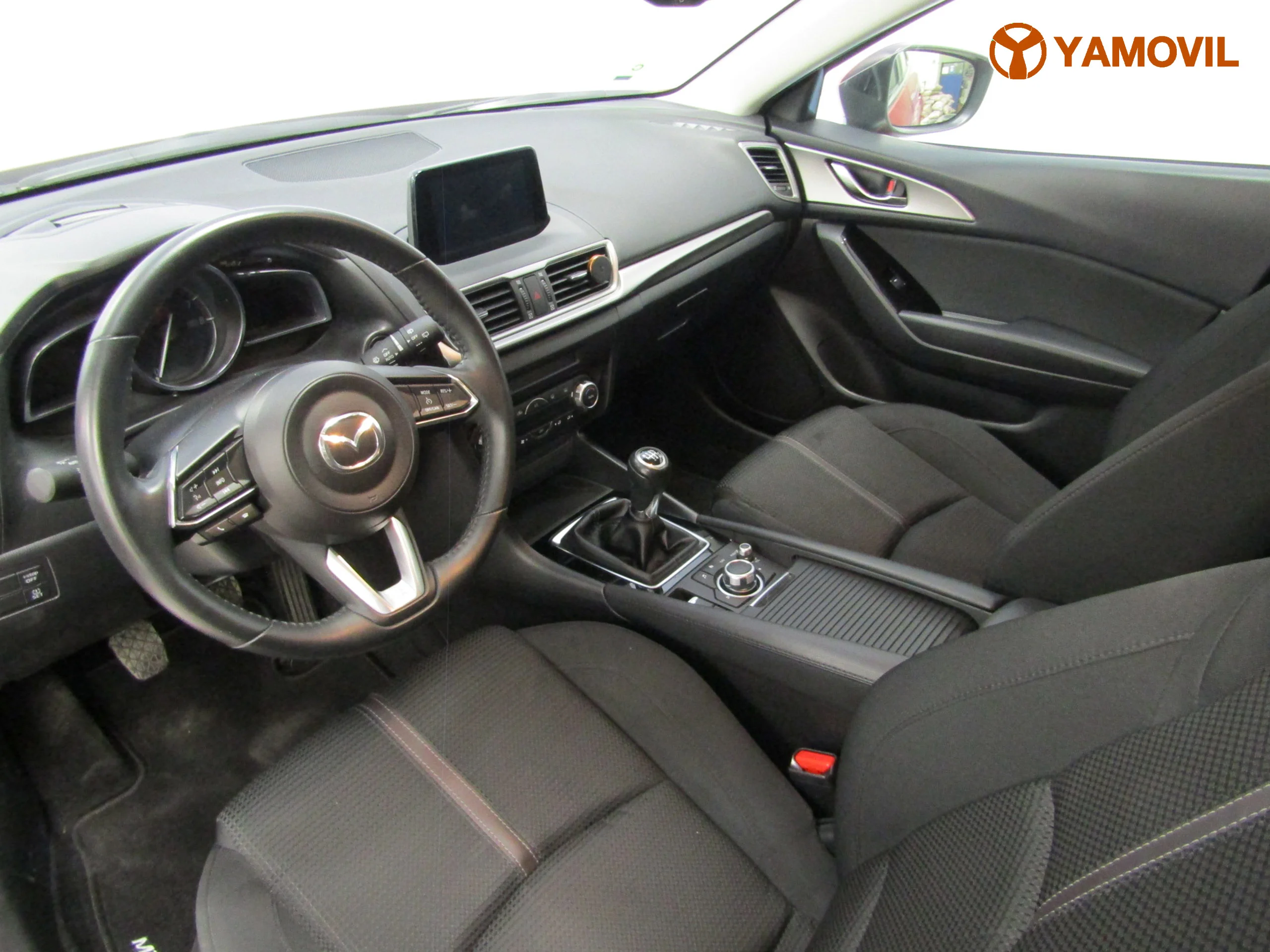 Mazda 3 BLACK TECH EDITION  - Foto 14