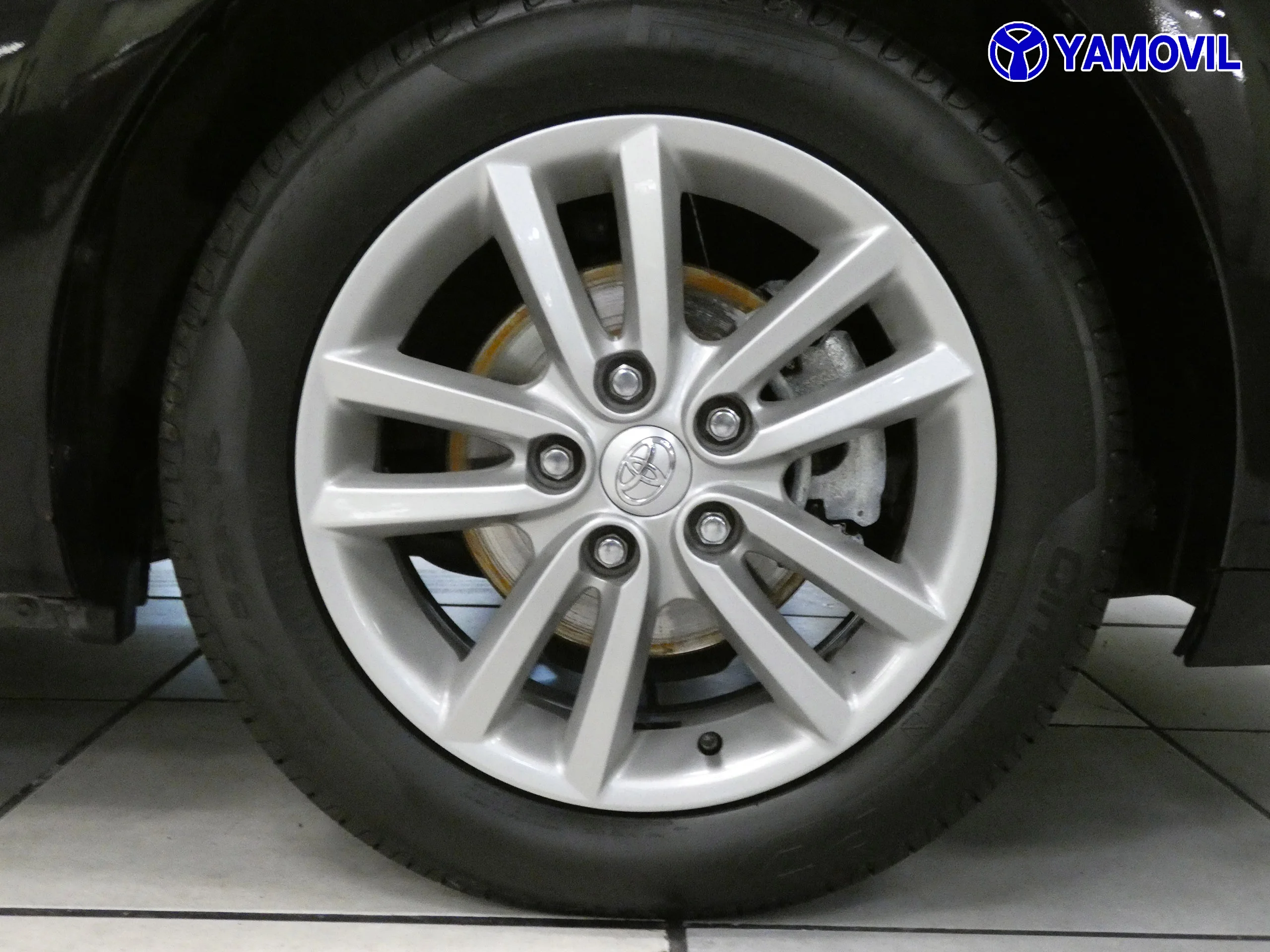 Toyota Auris 1.3 ACTIVE 5P - Foto 9