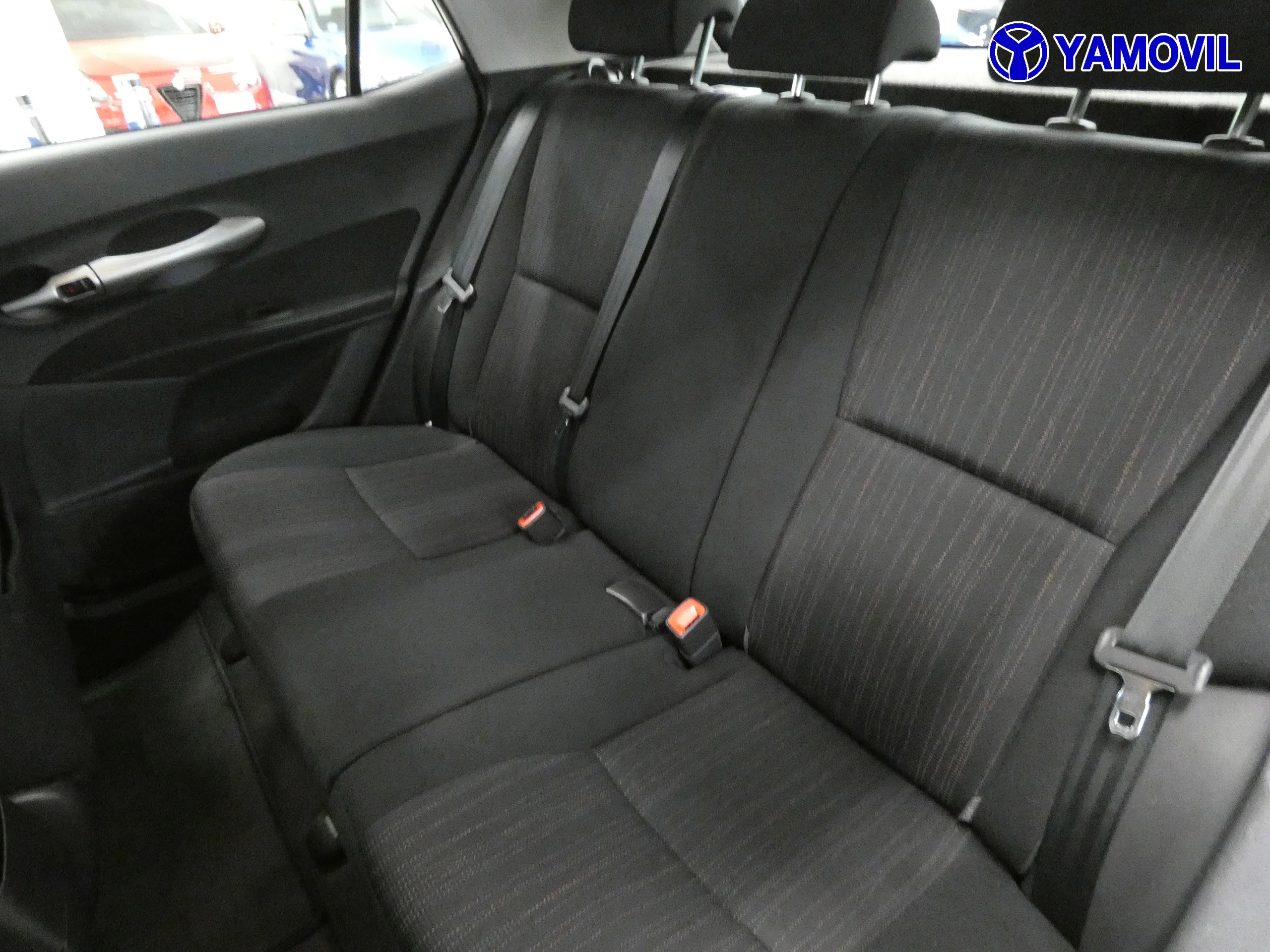 Toyota Auris 1.3 ACTIVE 5P - Foto 14