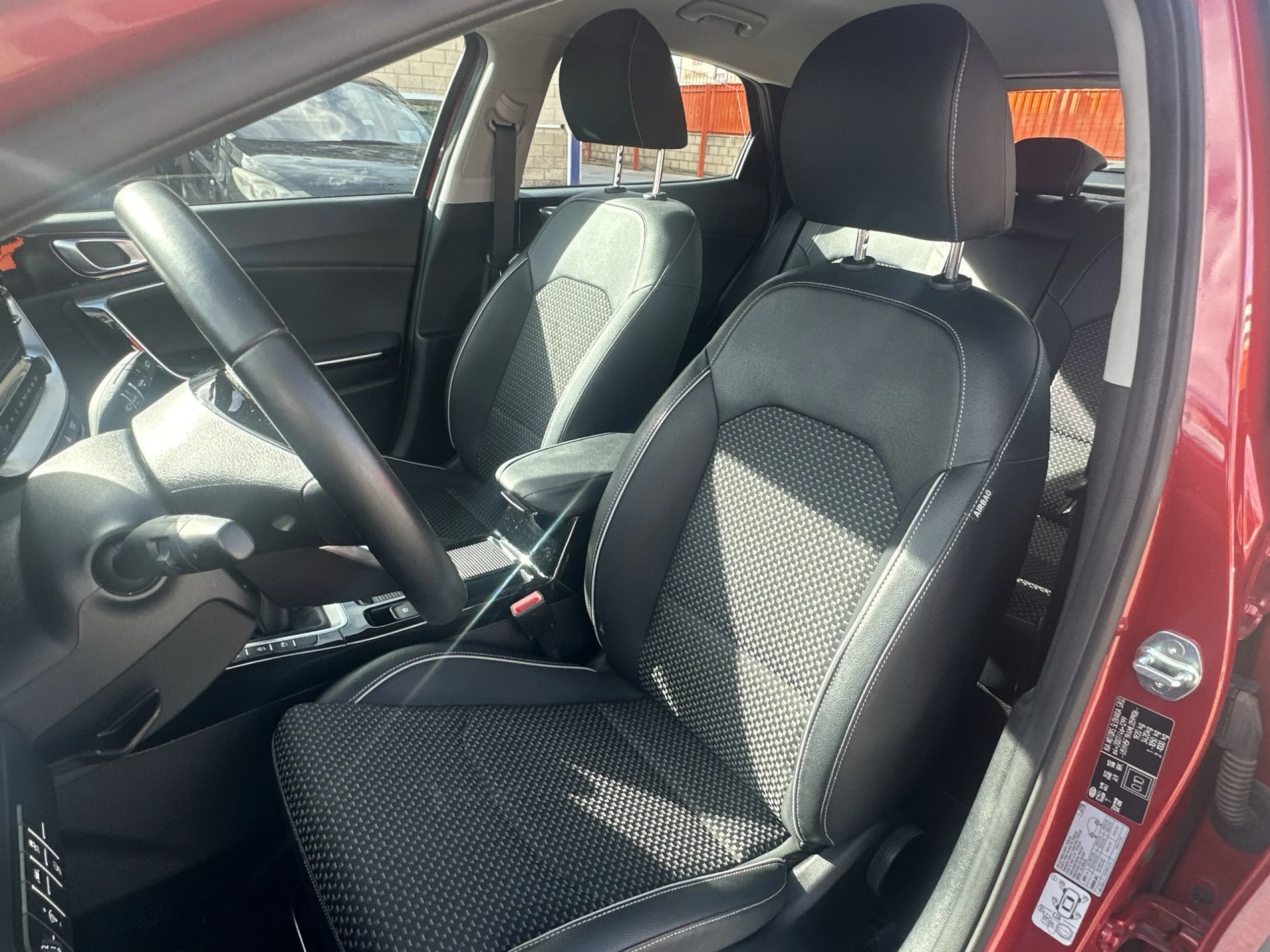 Kia Xceed 1.6 MHEV iMT Tech 100 kW (136 CV) - Foto 8