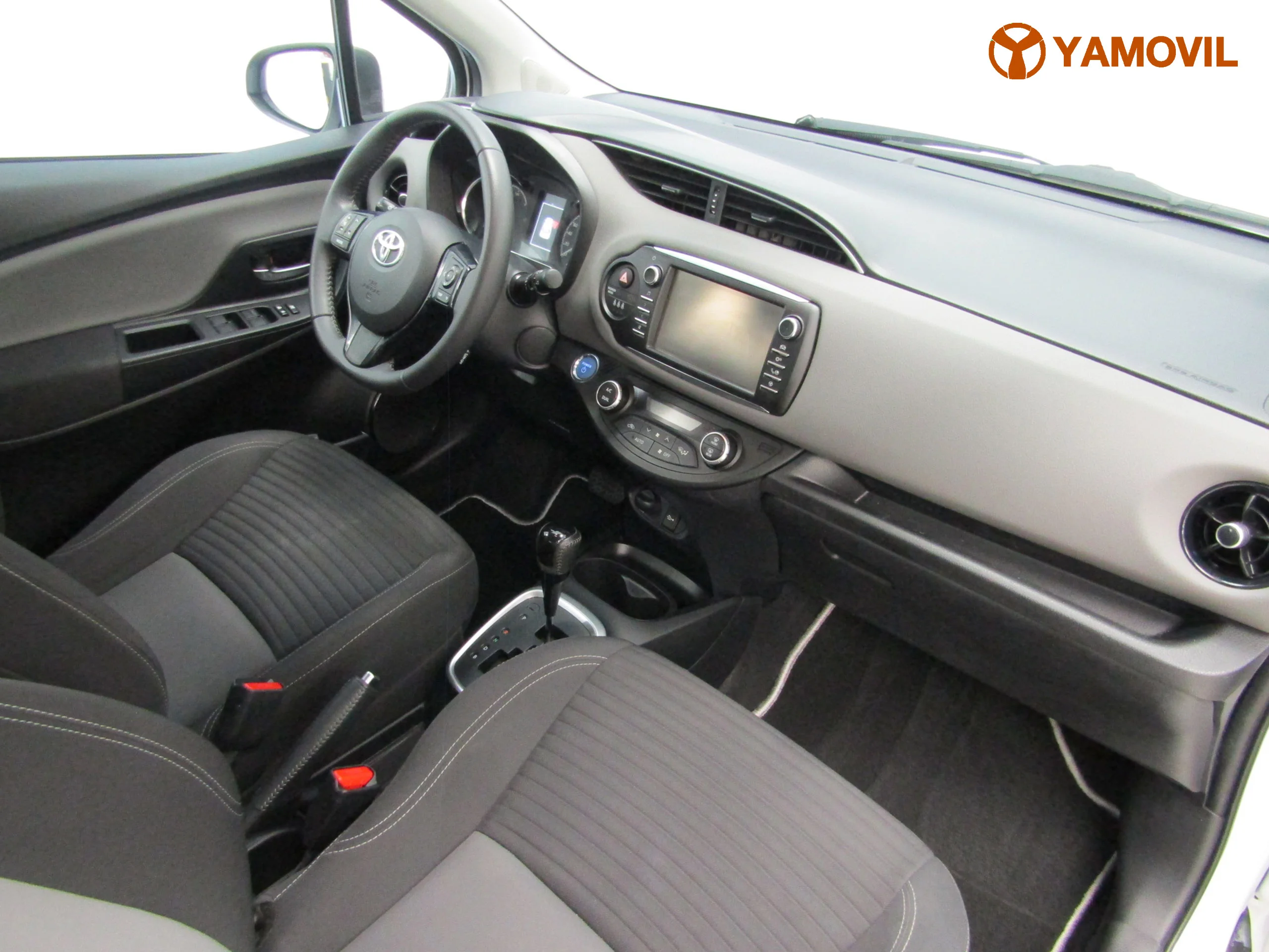 Toyota Yaris HYBRID 1.5 ACTIVE - Foto 9