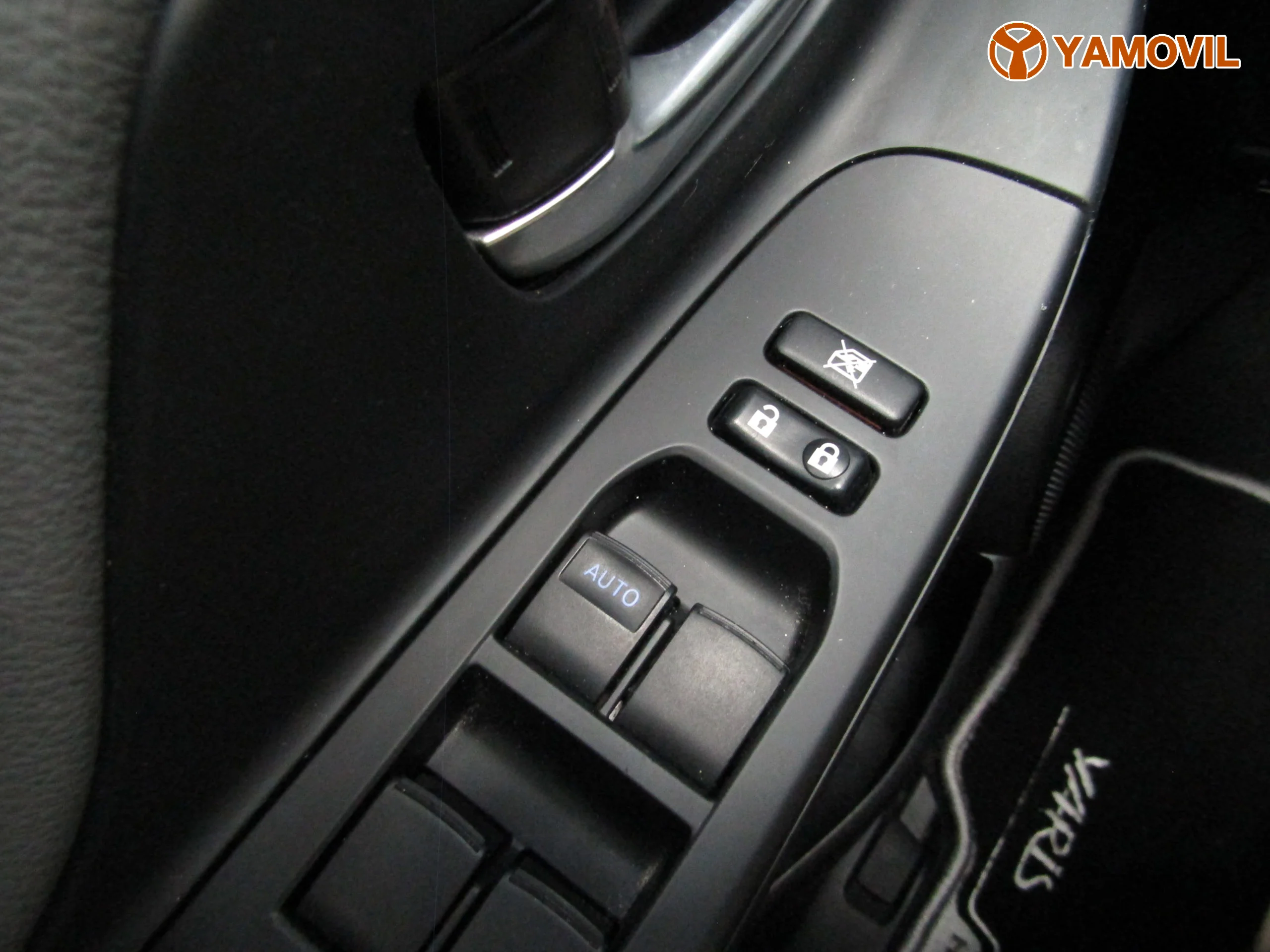 Toyota Yaris HYBRID 1.5 ACTIVE - Foto 24