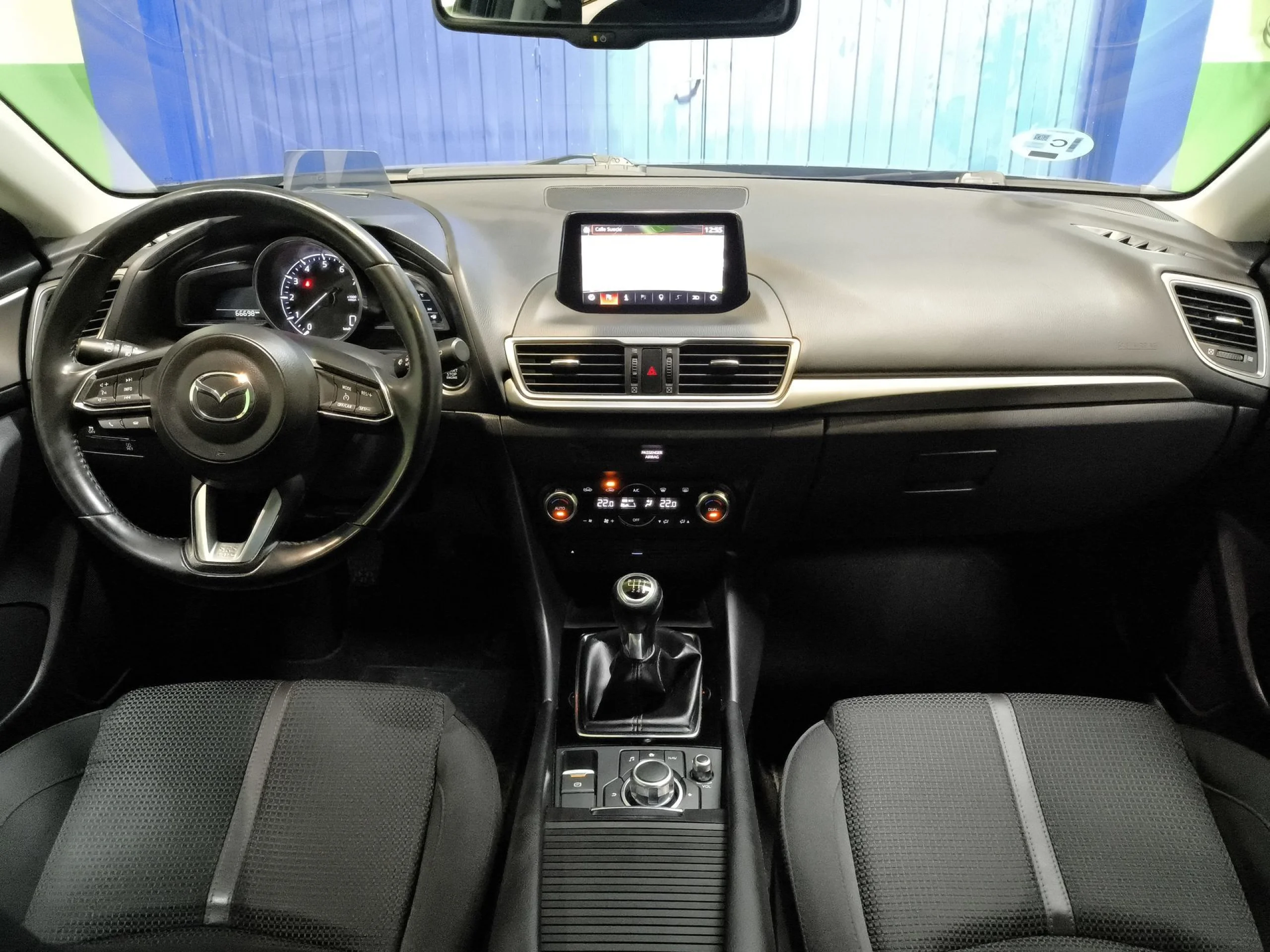 Mazda Mazda 3 2.0 GE Black Tech Edition MT 88 kW (120 CV) - Foto 11