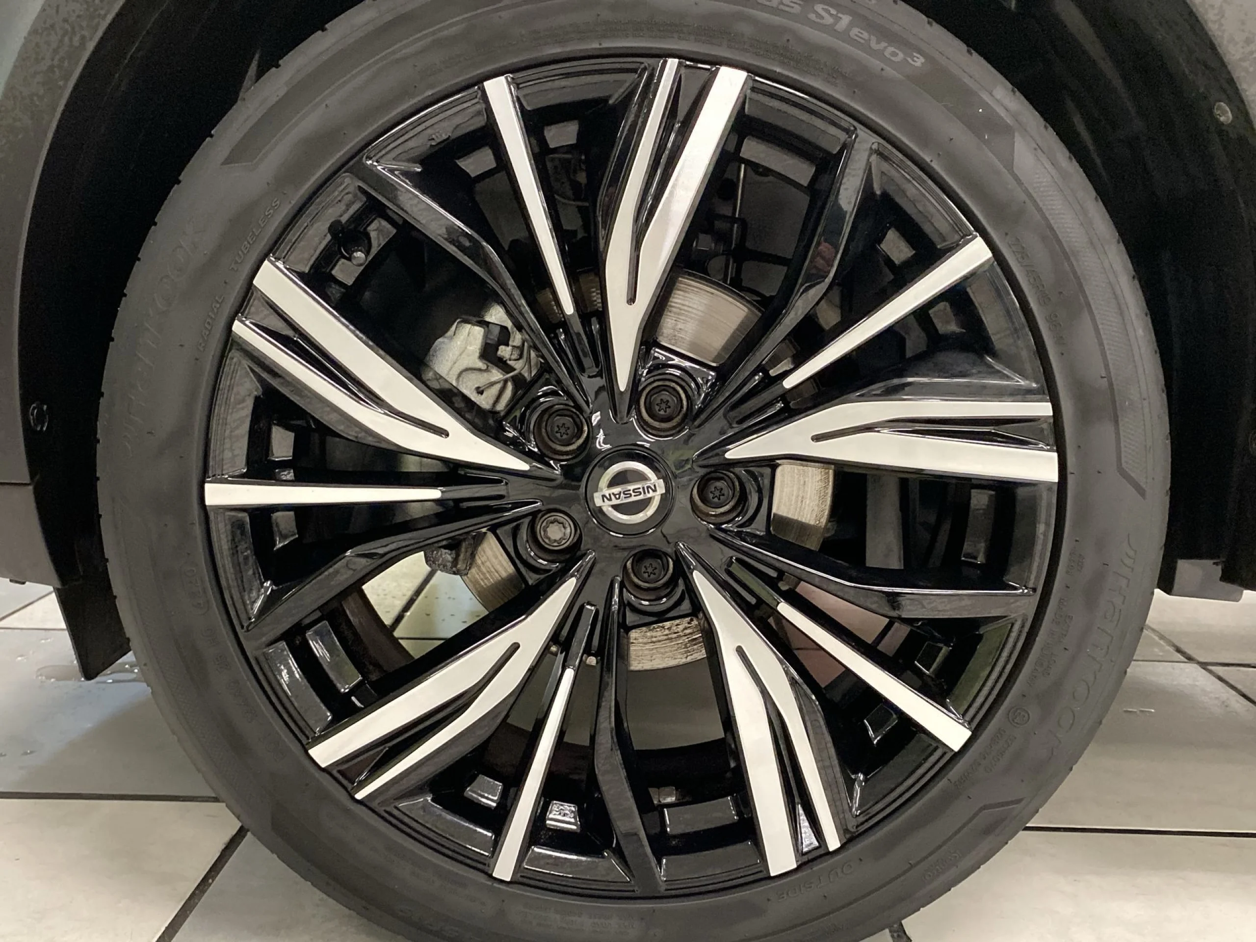 Nissan Juke 1.0 DIG-T N-Design Active 84 kW (114 CV) - Foto 7