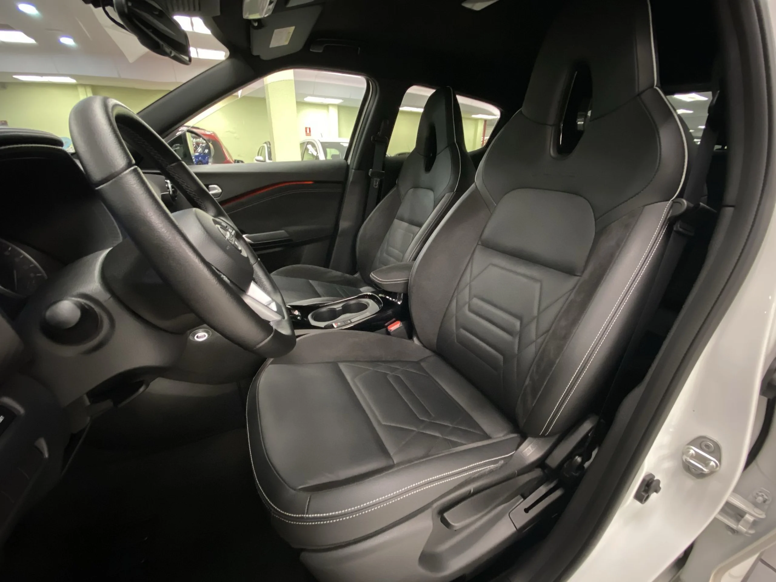 Nissan Juke 1.0 DIG-T N-Design Active 84 kW (114 CV) - Foto 8