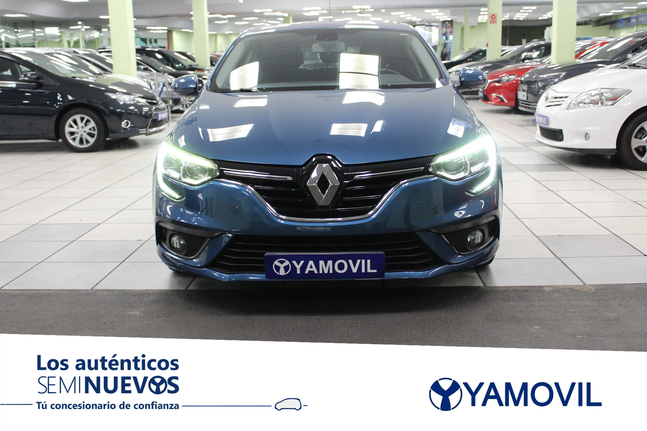 Renault Megane BUSINESS ENERGY 100CV 5P - Foto 2