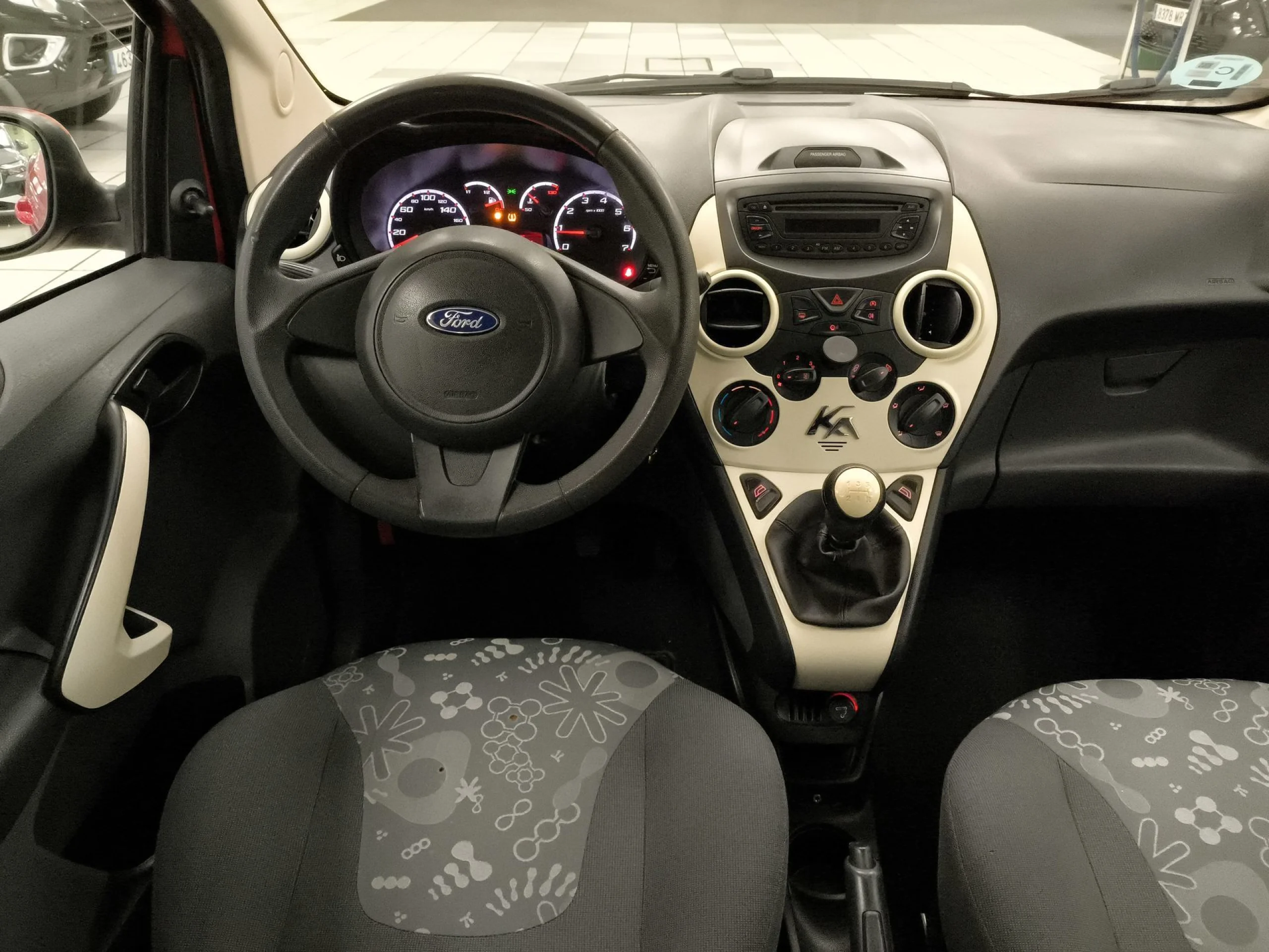 Ford Ka 1.2 Duratec SANDS Trend+ 51 kW (69 CV) - Foto 16