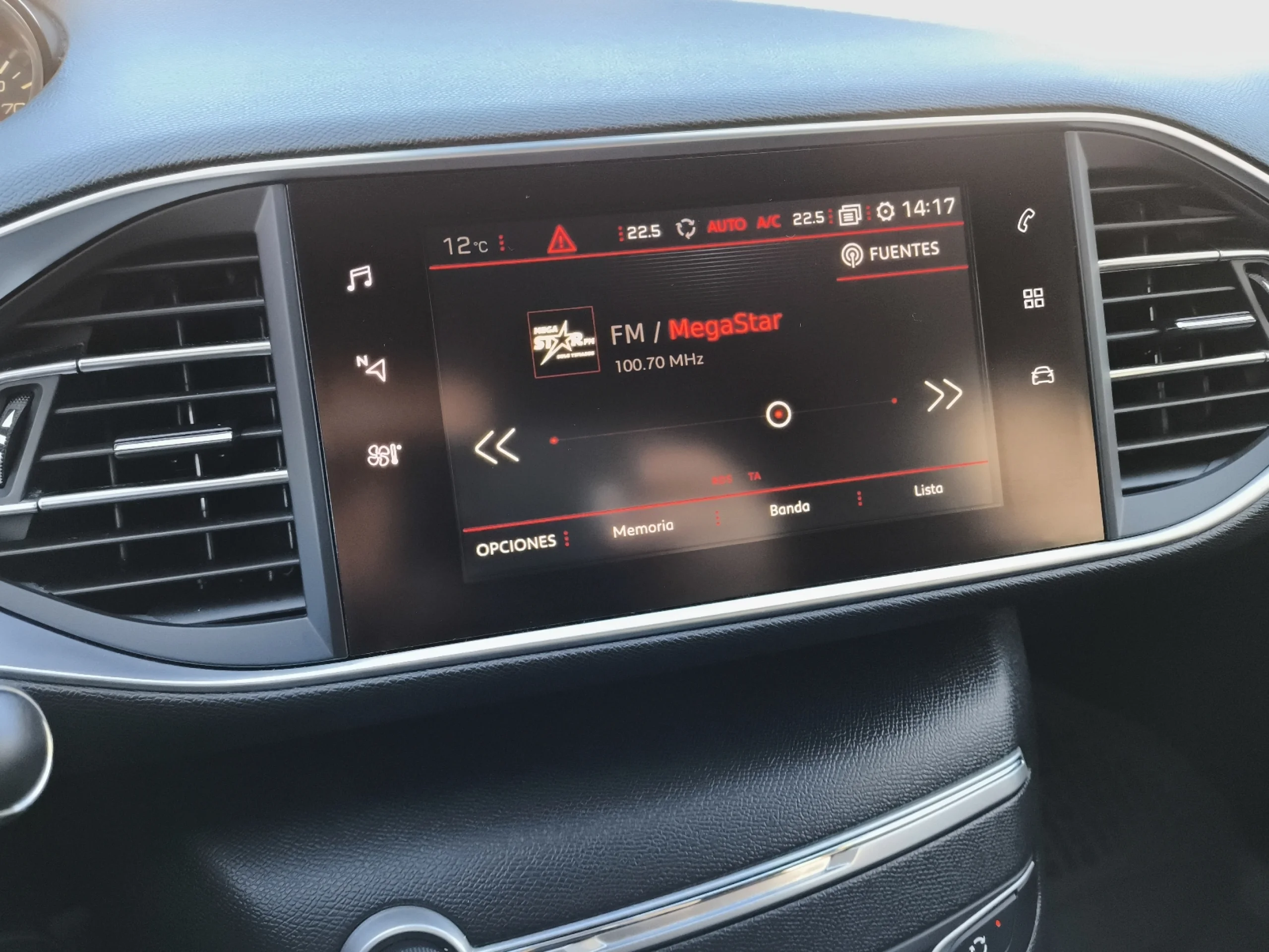 Peugeot 308 SW 2.0 BlueHDI SANDS GT Line 110 kW (150 CV) - Foto 20