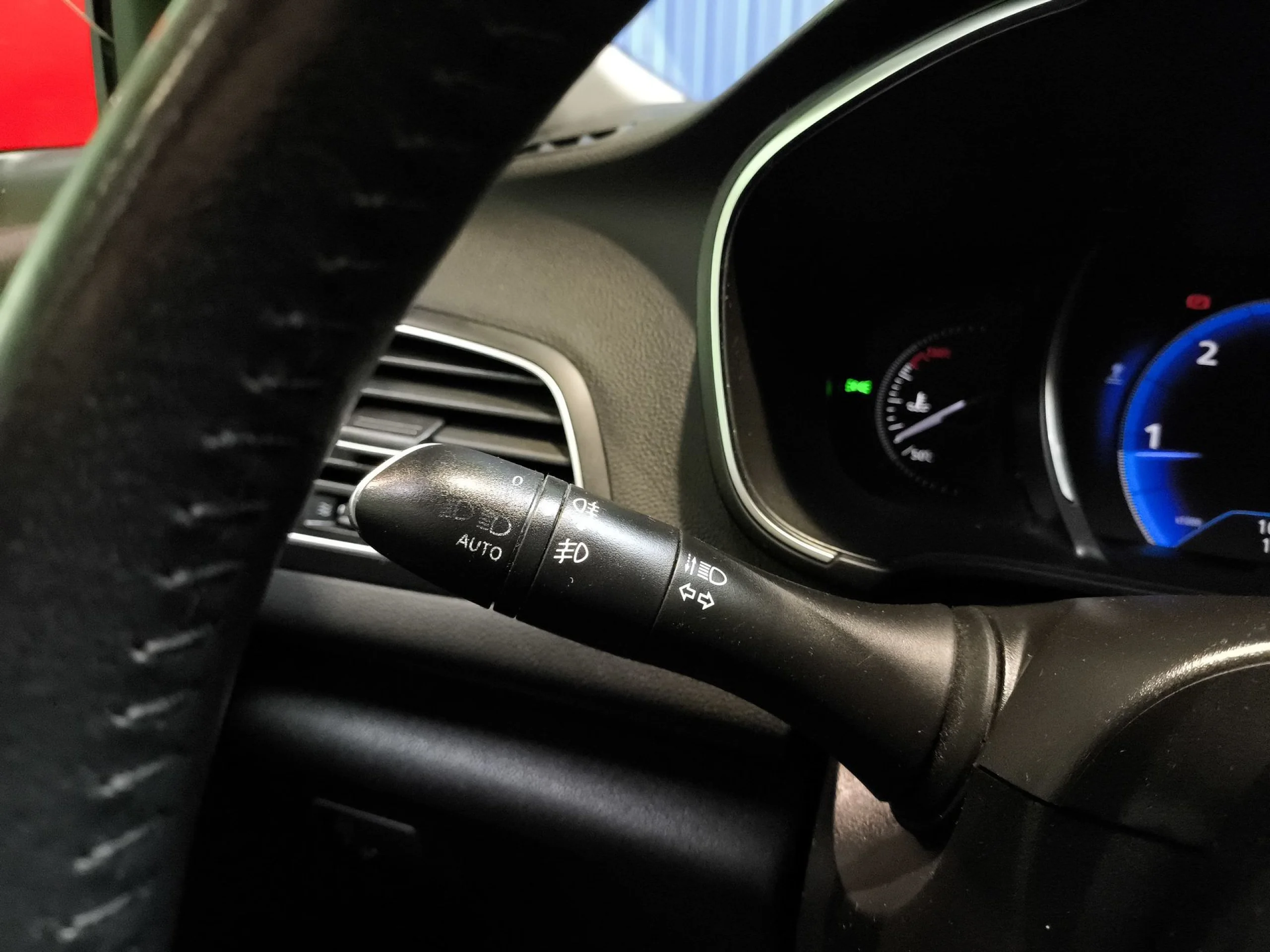Renault Megane Zen Energy dCi 81 kW (110 CV) - Foto 15
