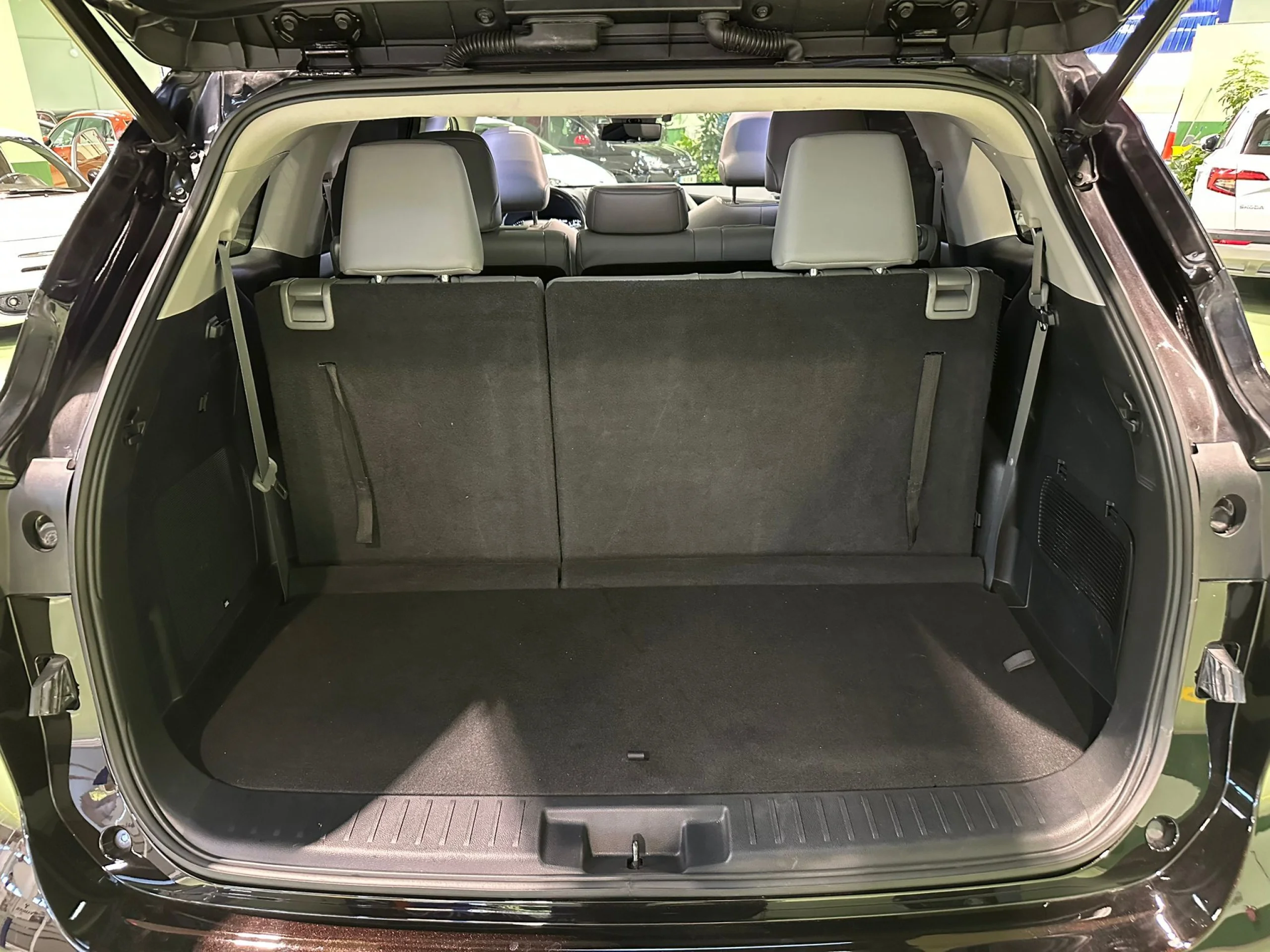 Toyota Highlander 2.5 Luxury P. Especial 181 kW (246 CV) - Foto 9