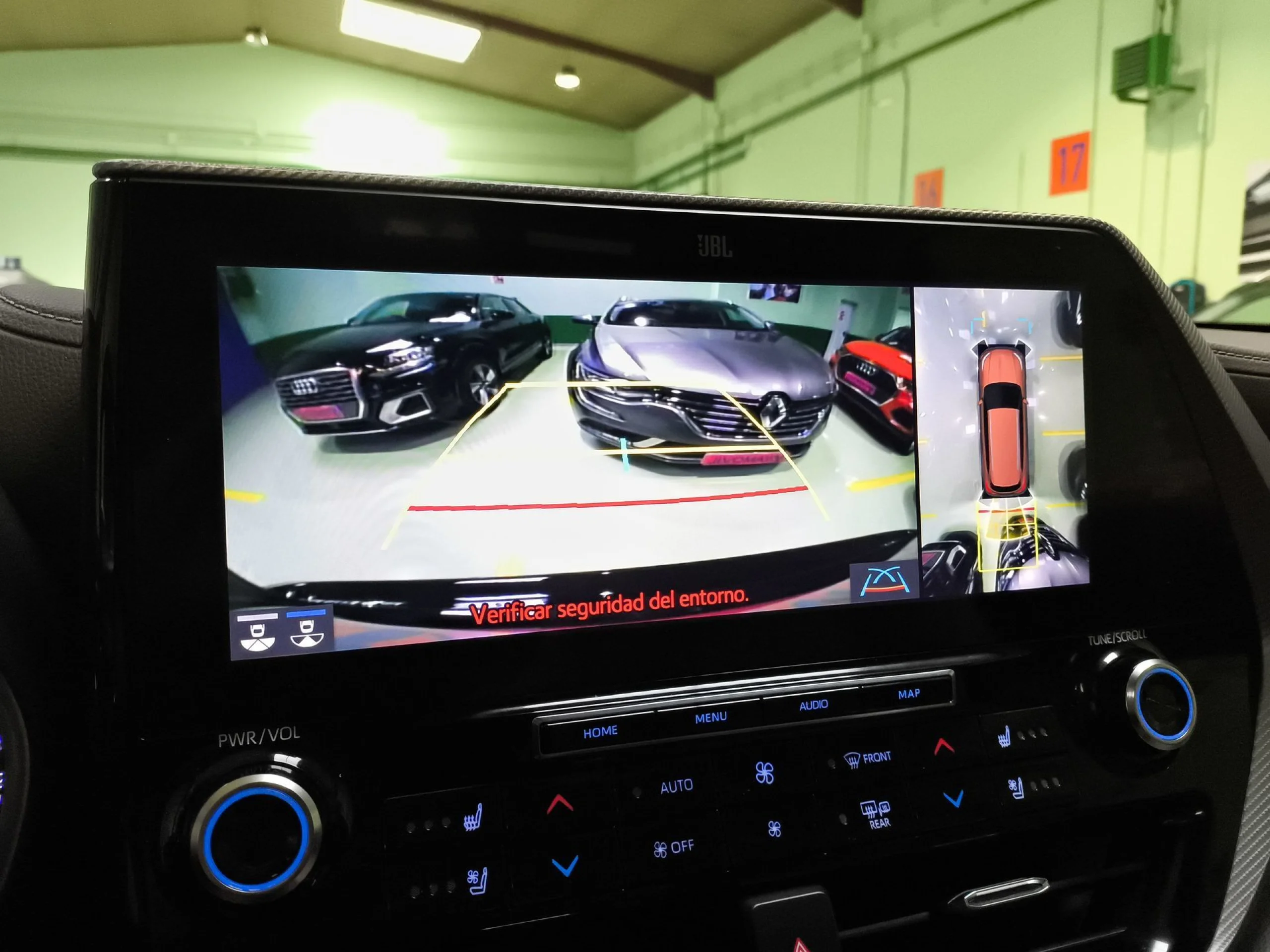 Toyota Highlander 2.5 Luxury P. Especial 181 kW (246 CV) - Foto 17