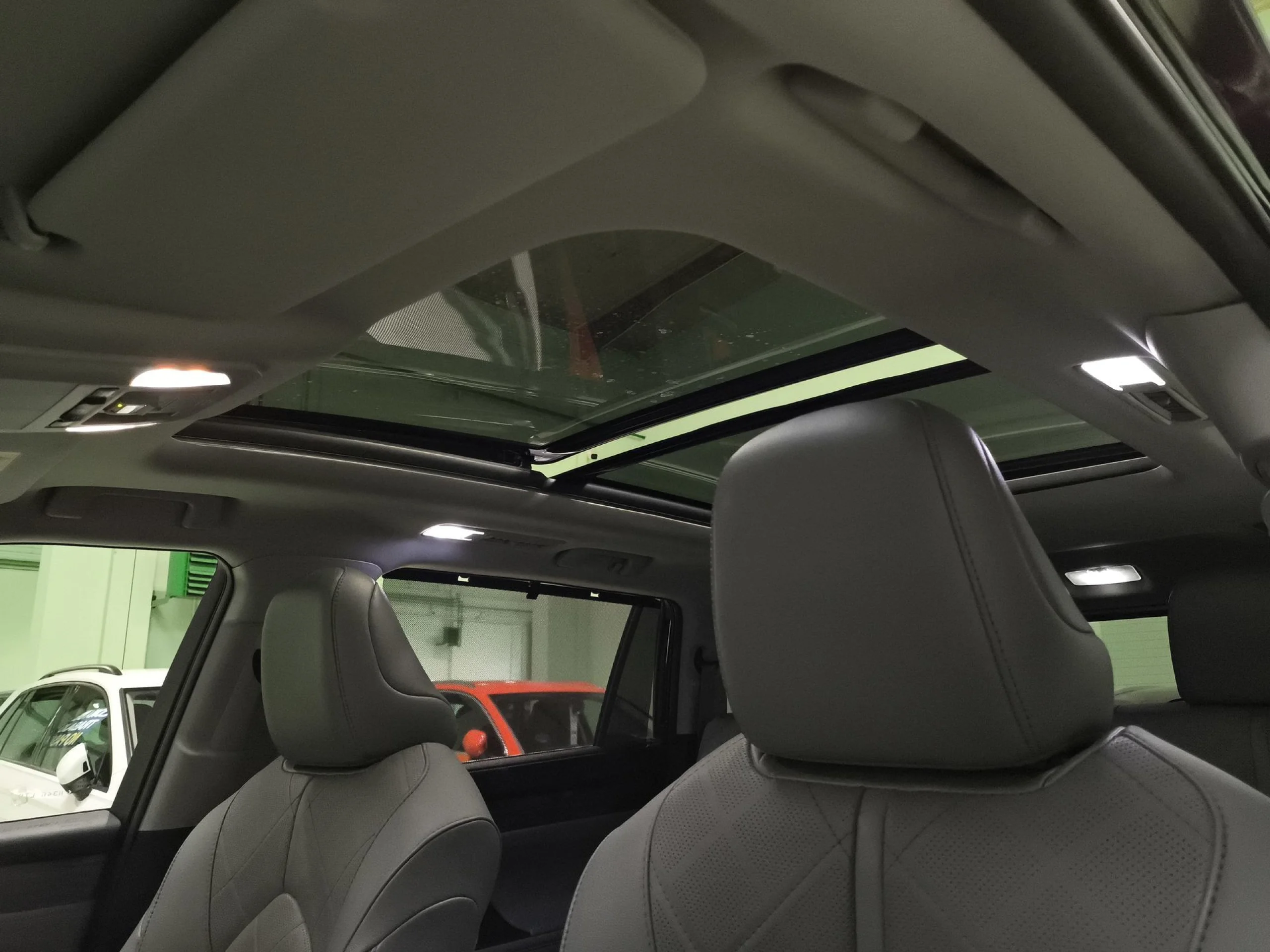 Toyota Highlander 2.5 Luxury P. Especial 181 kW (246 CV) - Foto 21