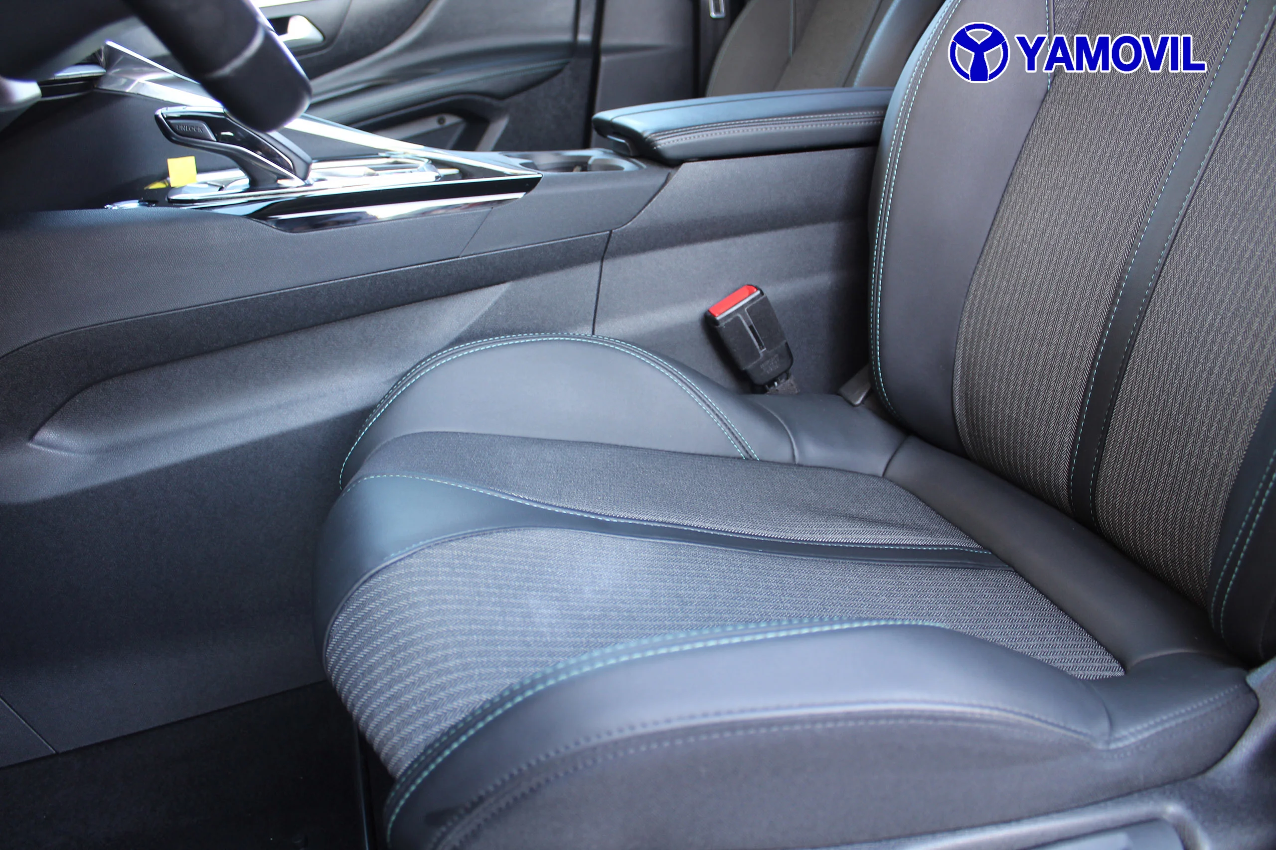 Peugeot 3008 SUV HYBRID 225 e-EAT8 ALLURE 5P AUT. HÍBRIDO ENCHUFABLE - Foto 14