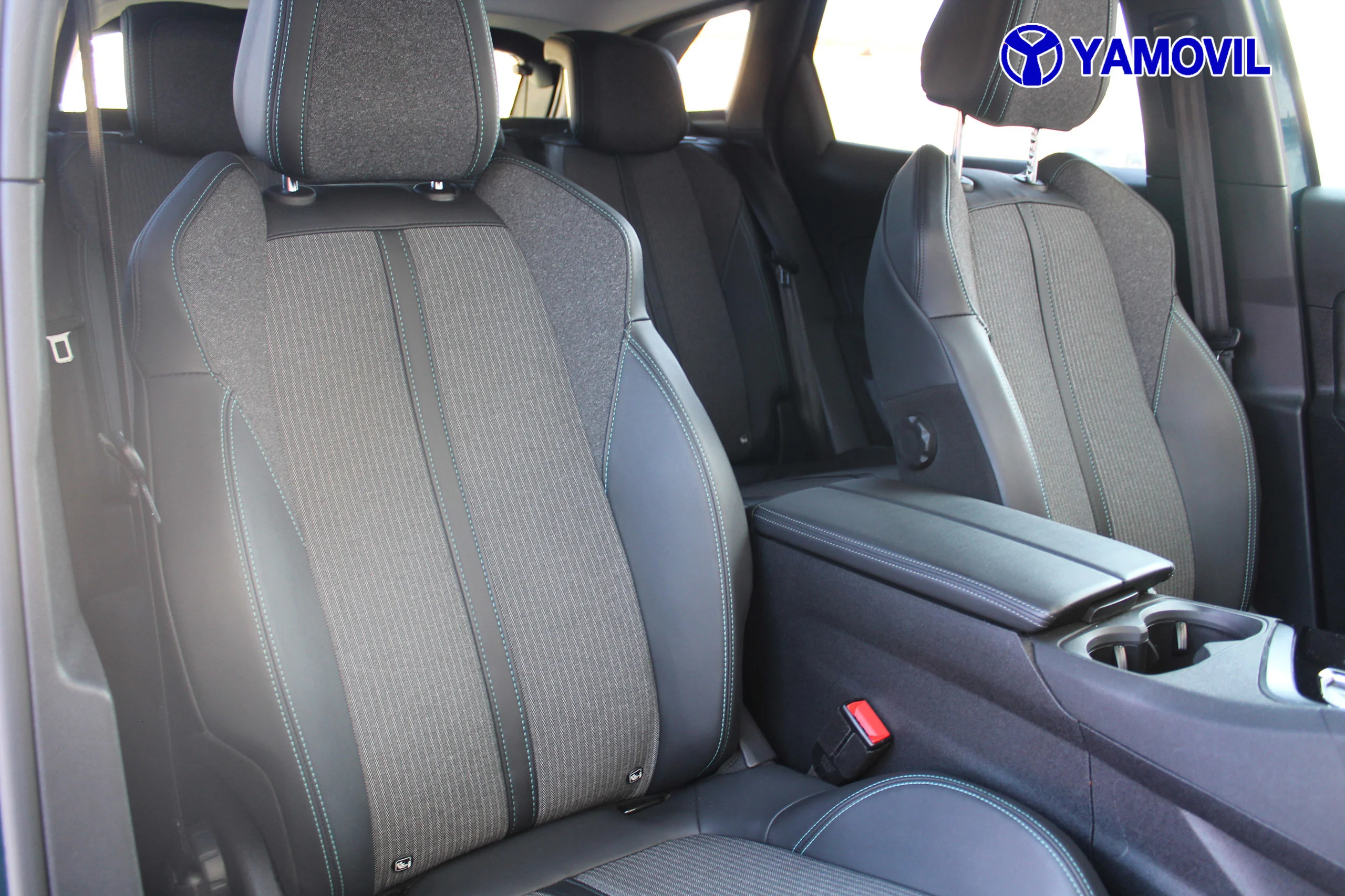 Peugeot 3008 SUV HYBRID 225 e-EAT8 ALLURE 5P AUT. HÍBRIDO ENCHUFABLE - Foto 17