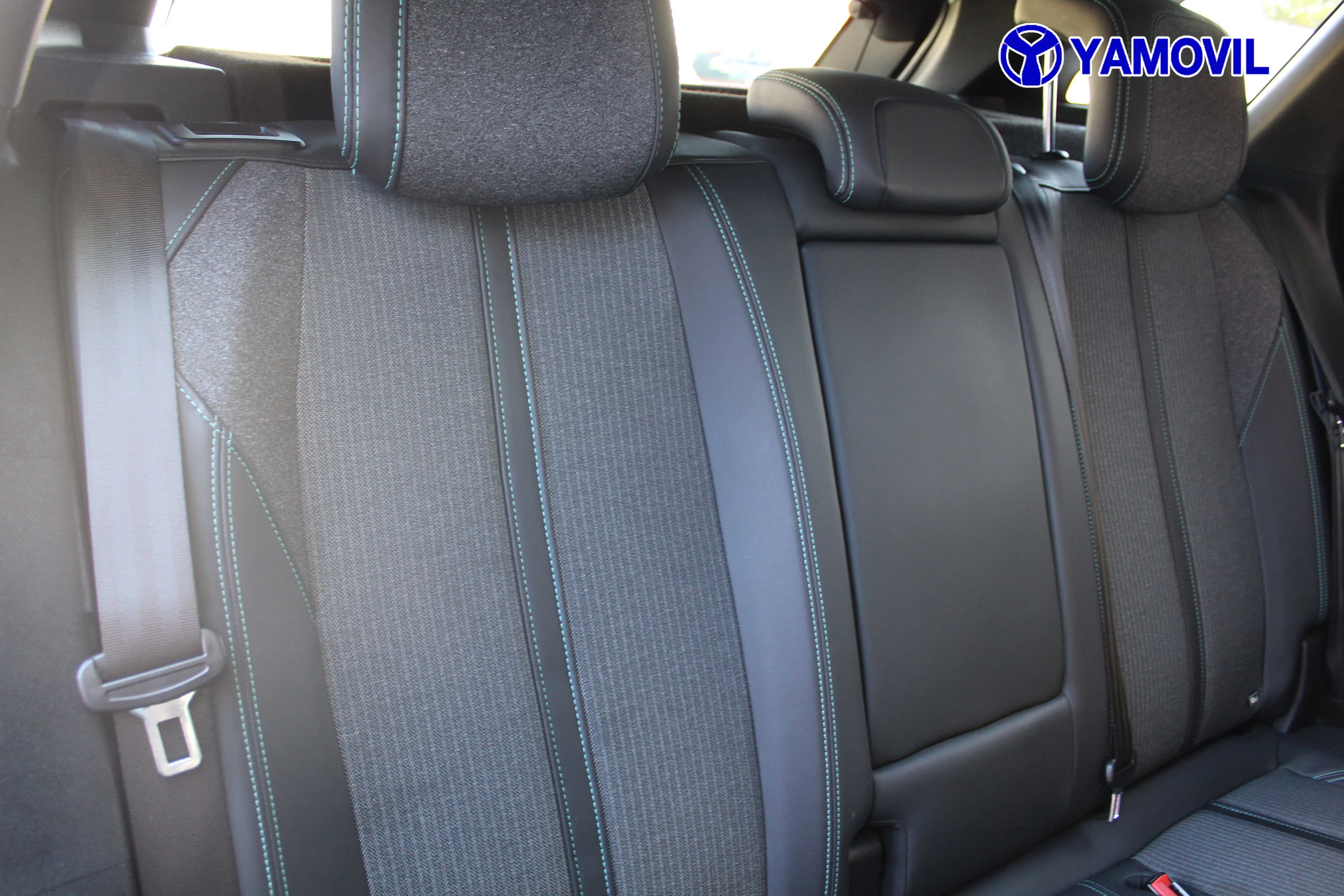 Peugeot 3008 SUV HYBRID 225 e-EAT8 ALLURE 5P AUT. HÍBRIDO ENCHUFABLE - Foto 19