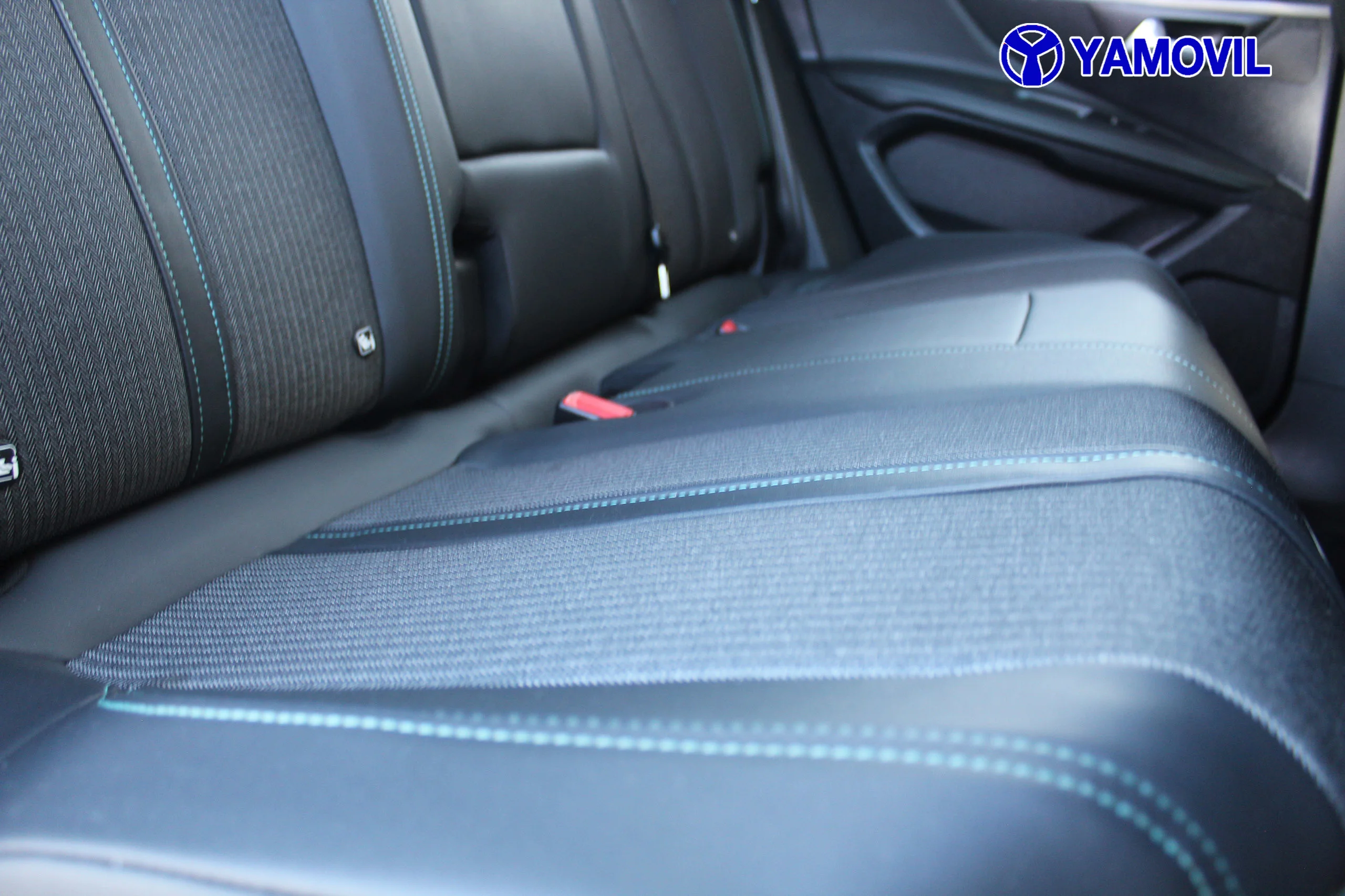 Peugeot 3008 SUV HYBRID 225 e-EAT8 ALLURE 5P AUT. HÍBRIDO ENCHUFABLE - Foto 20