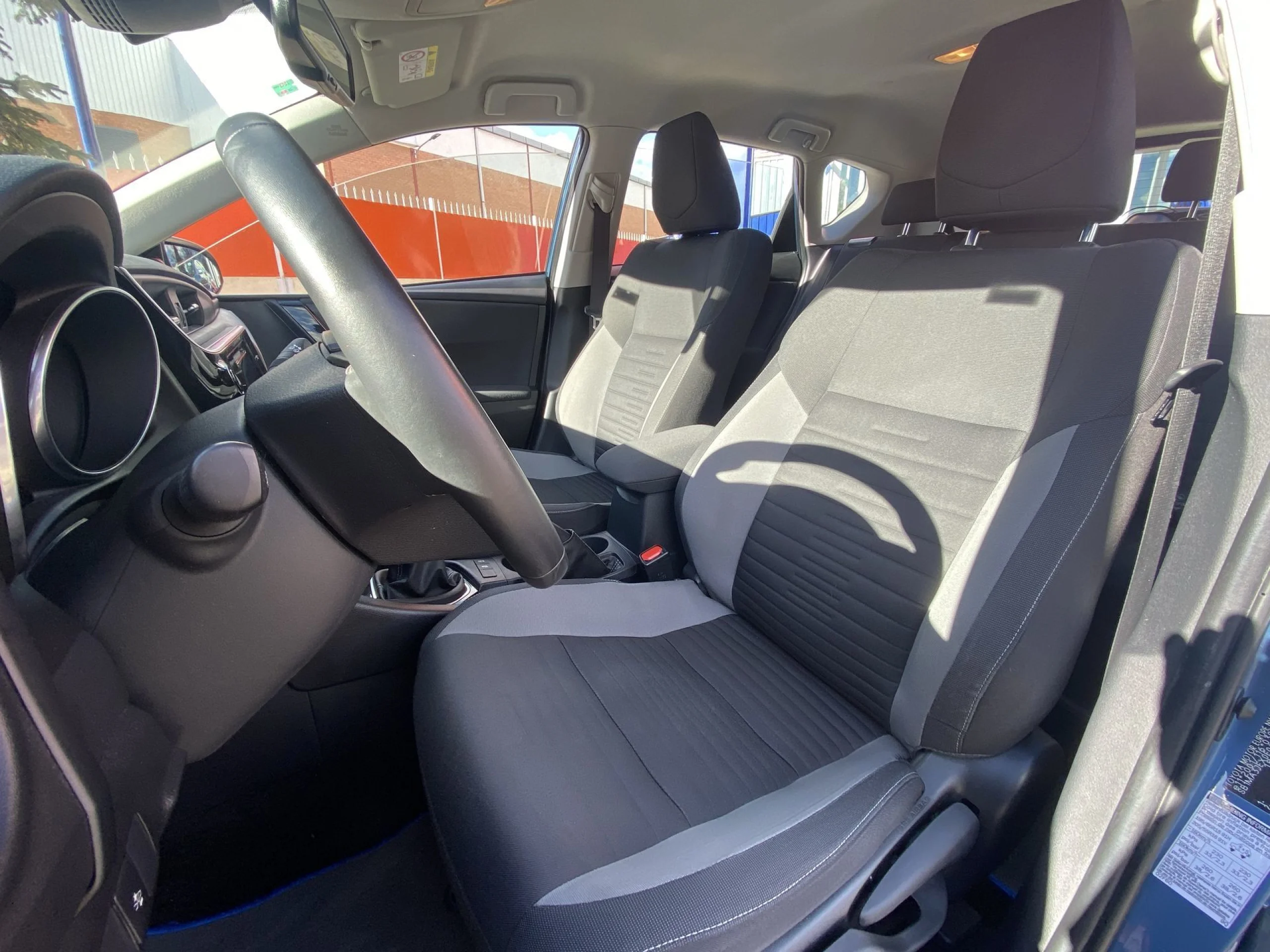 Toyota Auris 120T Active (Business Plus) 85 kW (116 CV) - Foto 8