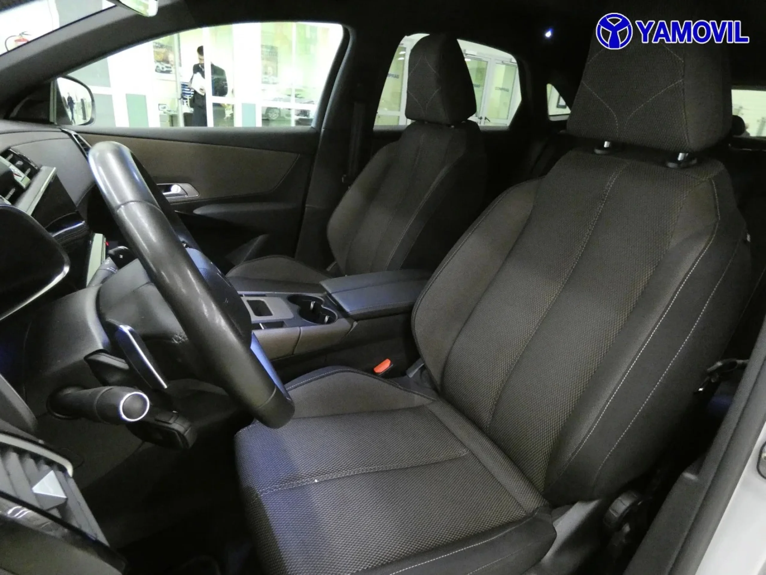 DS DS7 Crossback BlueHDi 130 DE Bastille + AT 96 kW (130 CV) - Foto 13