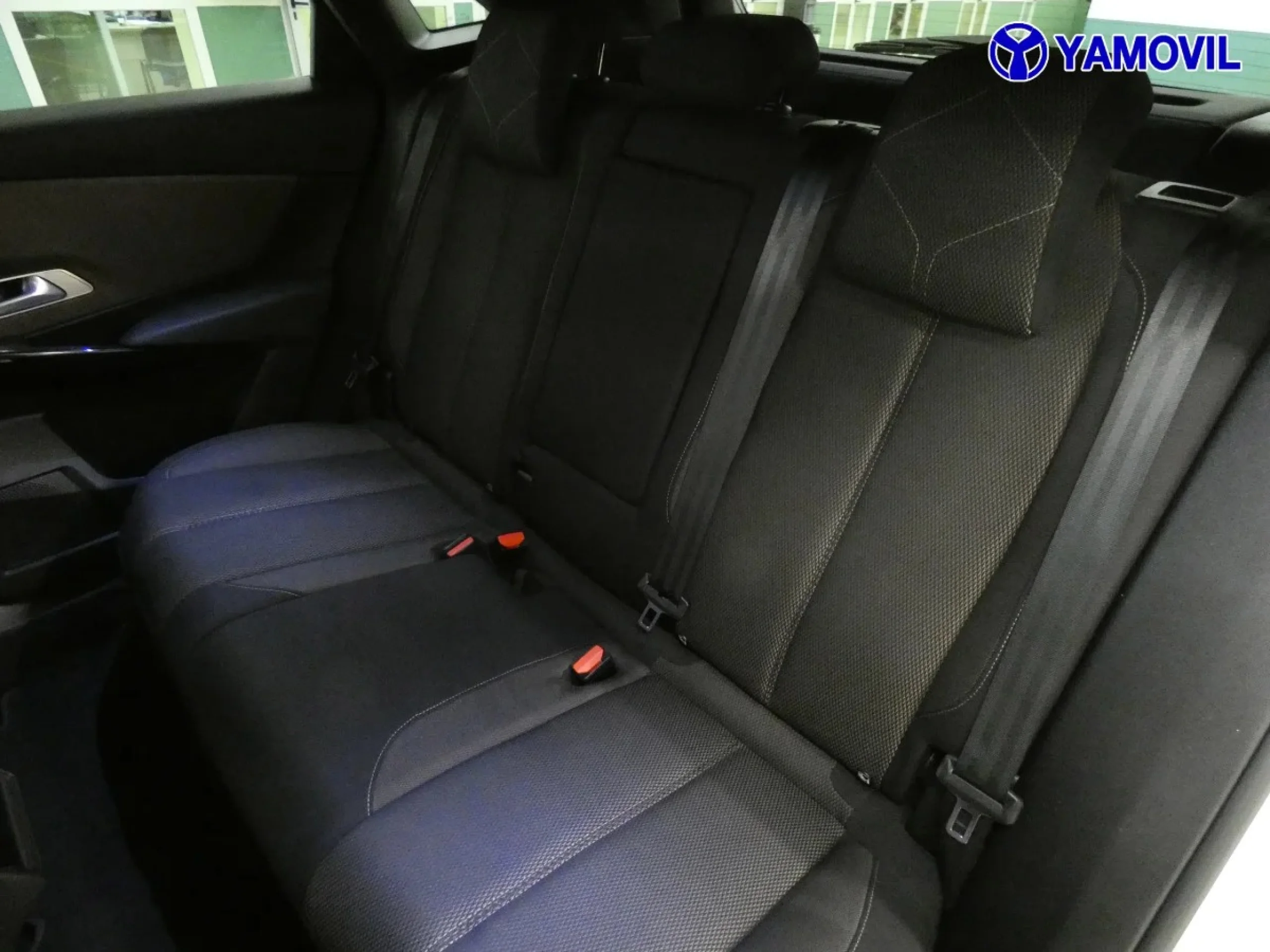 DS DS7 Crossback BlueHDi 130 DE Bastille + AT 96 kW (130 CV) - Foto 14