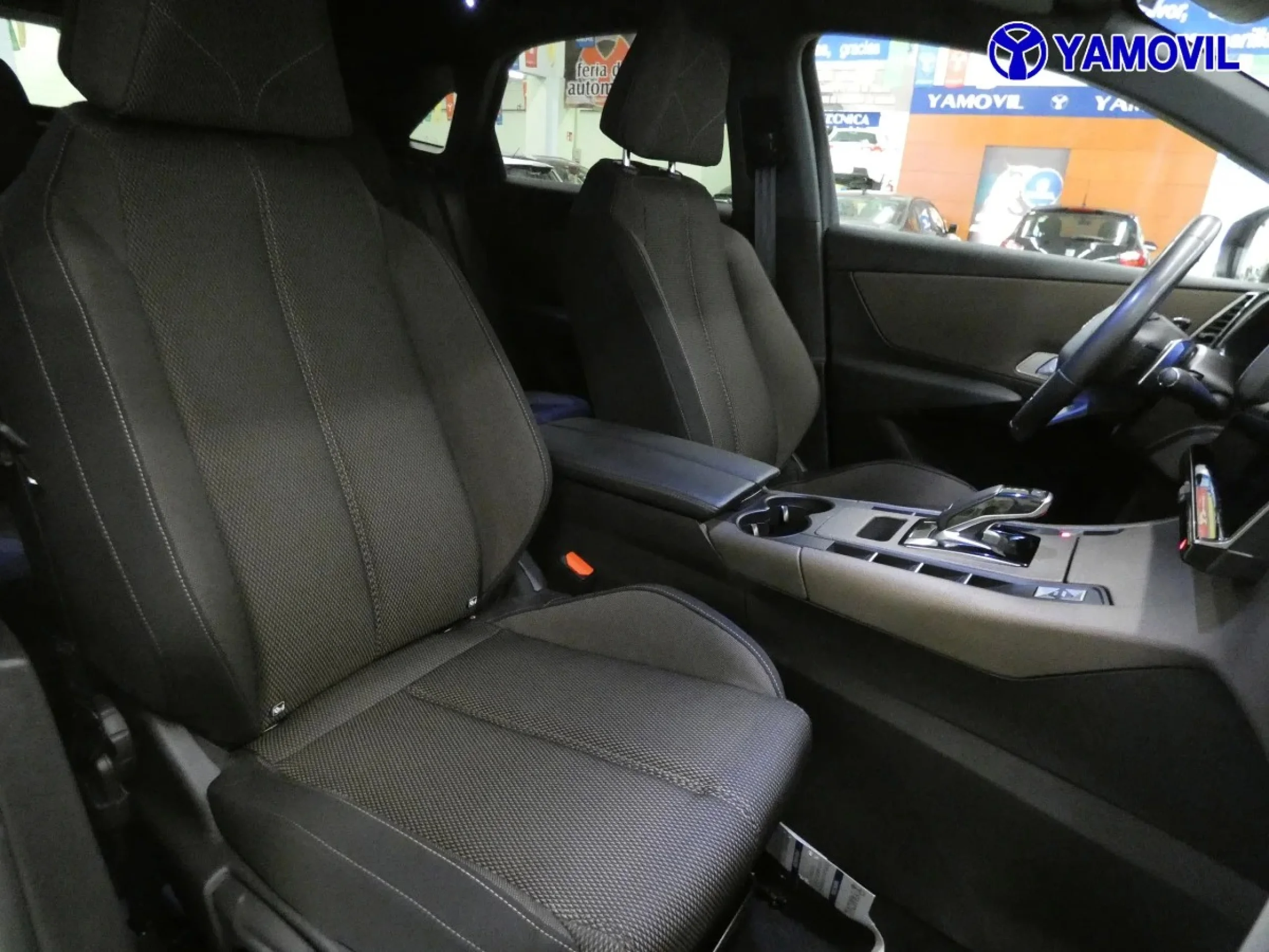 DS DS7 Crossback BlueHDi 130 DE Bastille + AT 96 kW (130 CV) - Foto 15