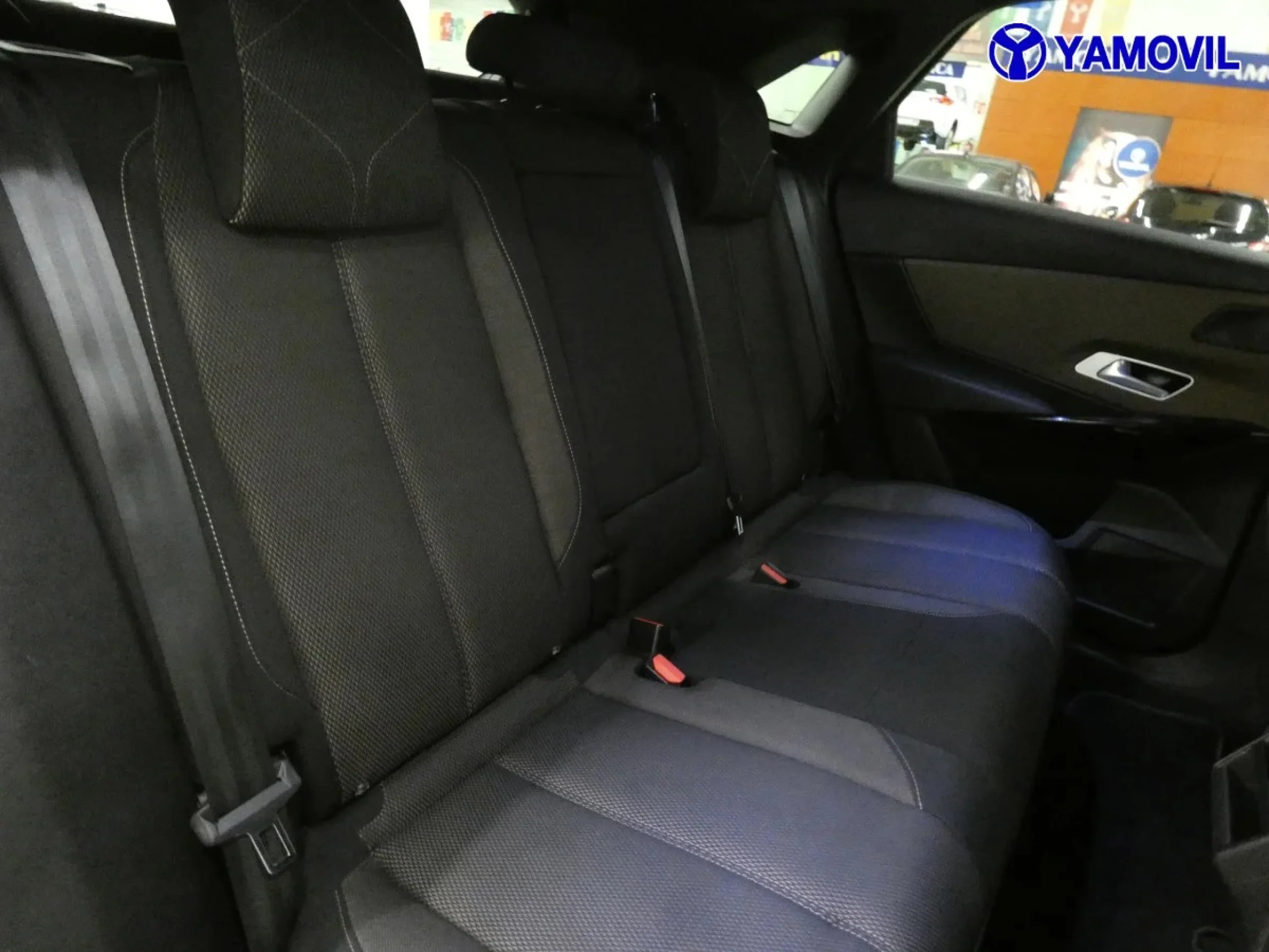 DS DS7 Crossback BlueHDi 130 DE Bastille + AT 96 kW (130 CV) - Foto 16