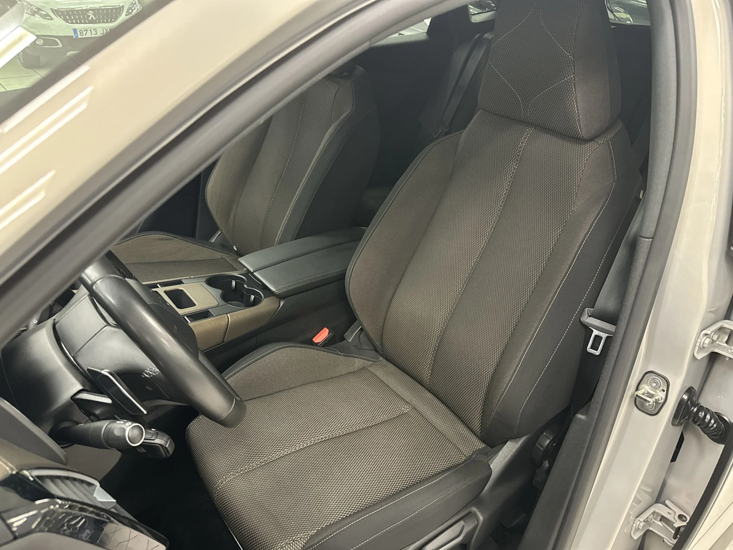 DS DS7 Crossback BlueHDi 130 DE Bastille + AT 96 kW (130 CV) - Foto 8