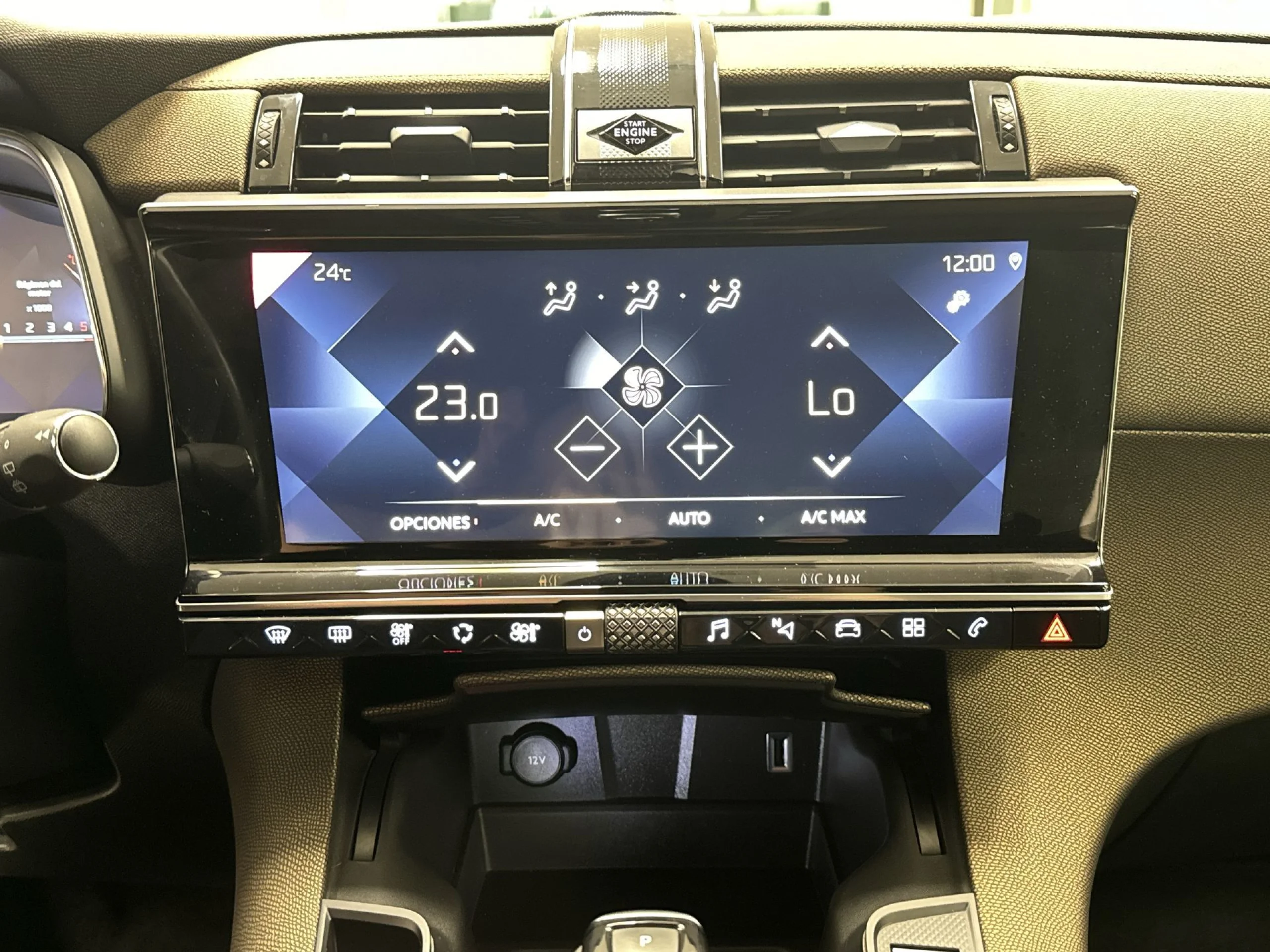 DS DS7 Crossback BlueHDi 130 DE Bastille + AT 96 kW (130 CV) - Foto 17