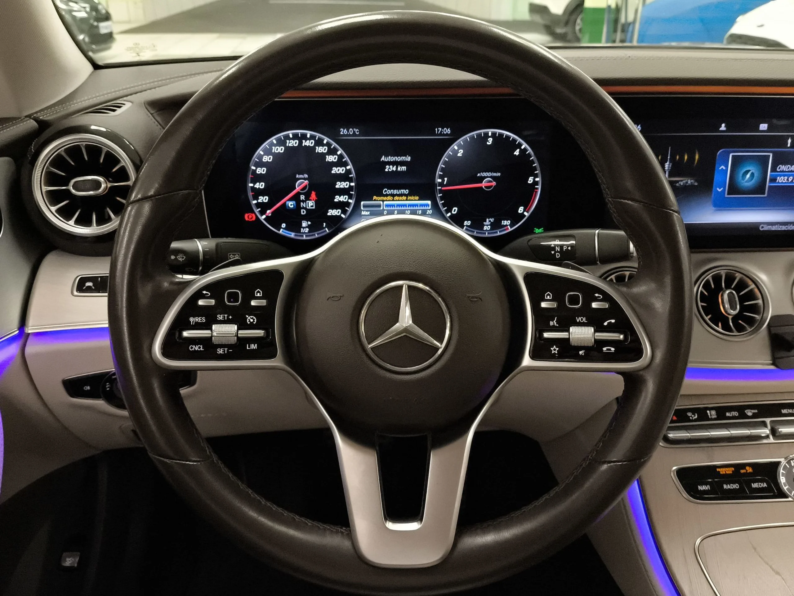 Mercedes-Benz Clase E E 220 d Coupe 143 kW (194 CV) - Foto 14
