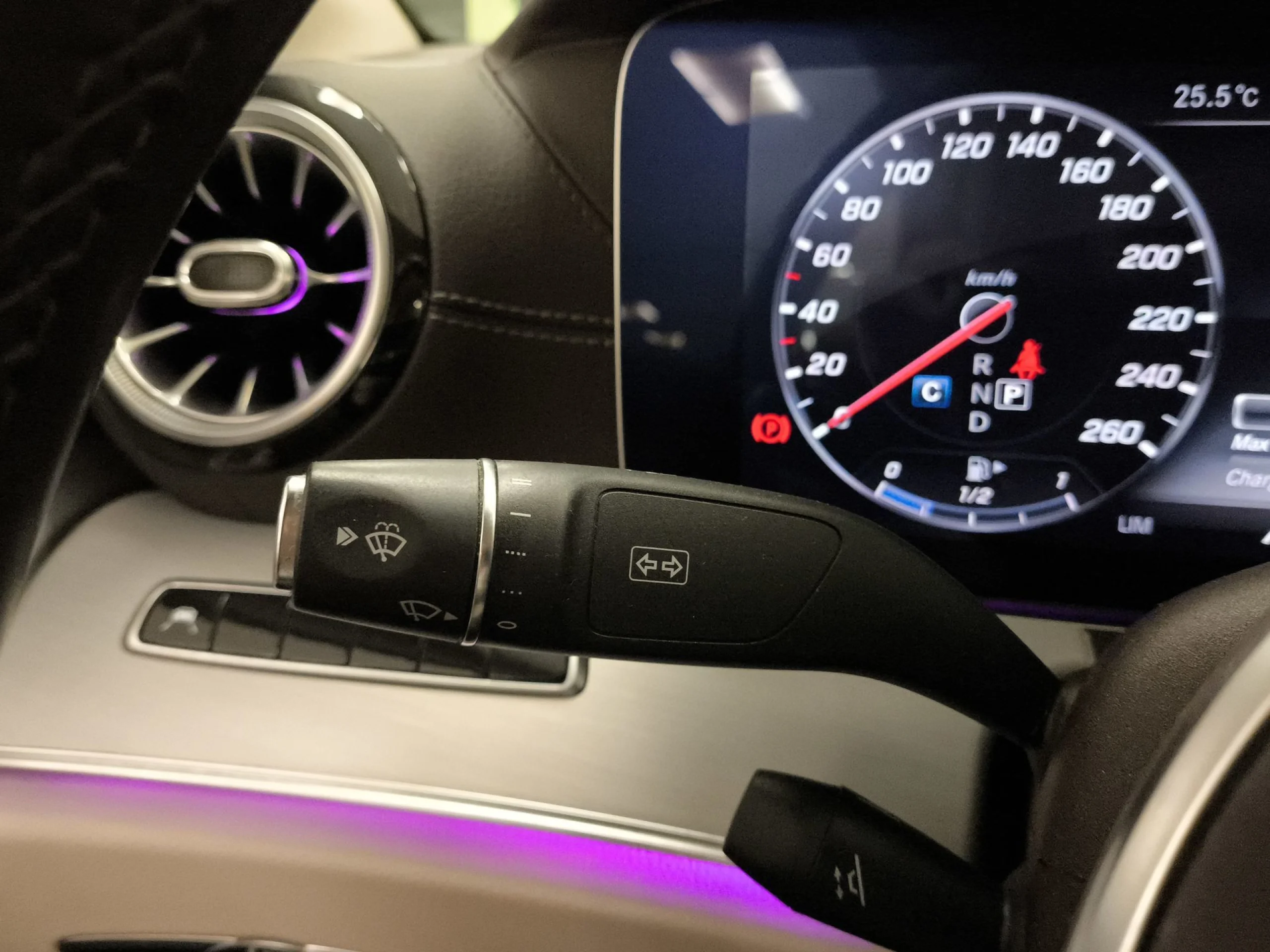 Mercedes-Benz Clase E E 220 d Coupe 143 kW (194 CV) - Foto 17