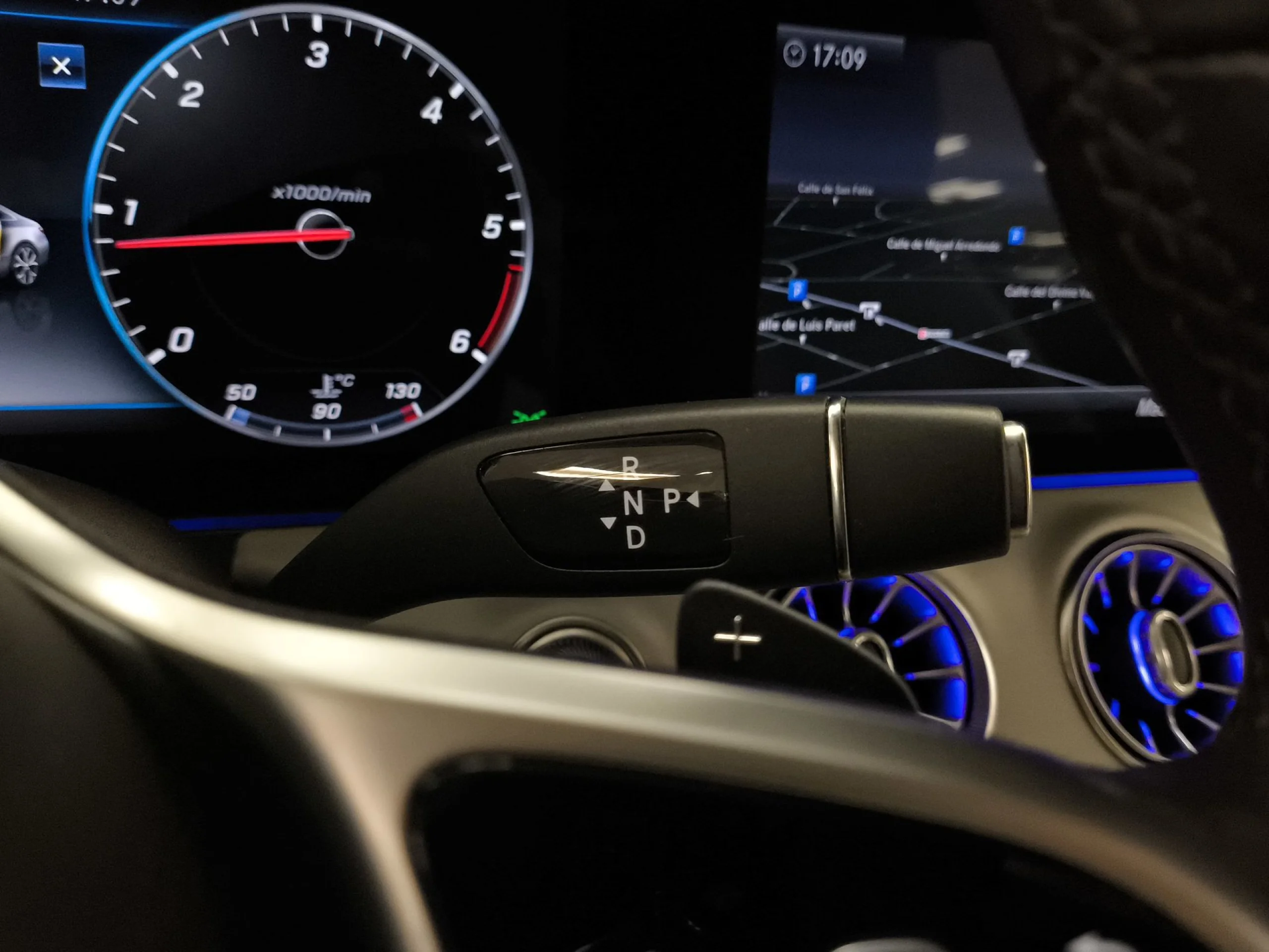 Mercedes-Benz Clase E E 220 d Coupe 143 kW (194 CV) - Foto 24