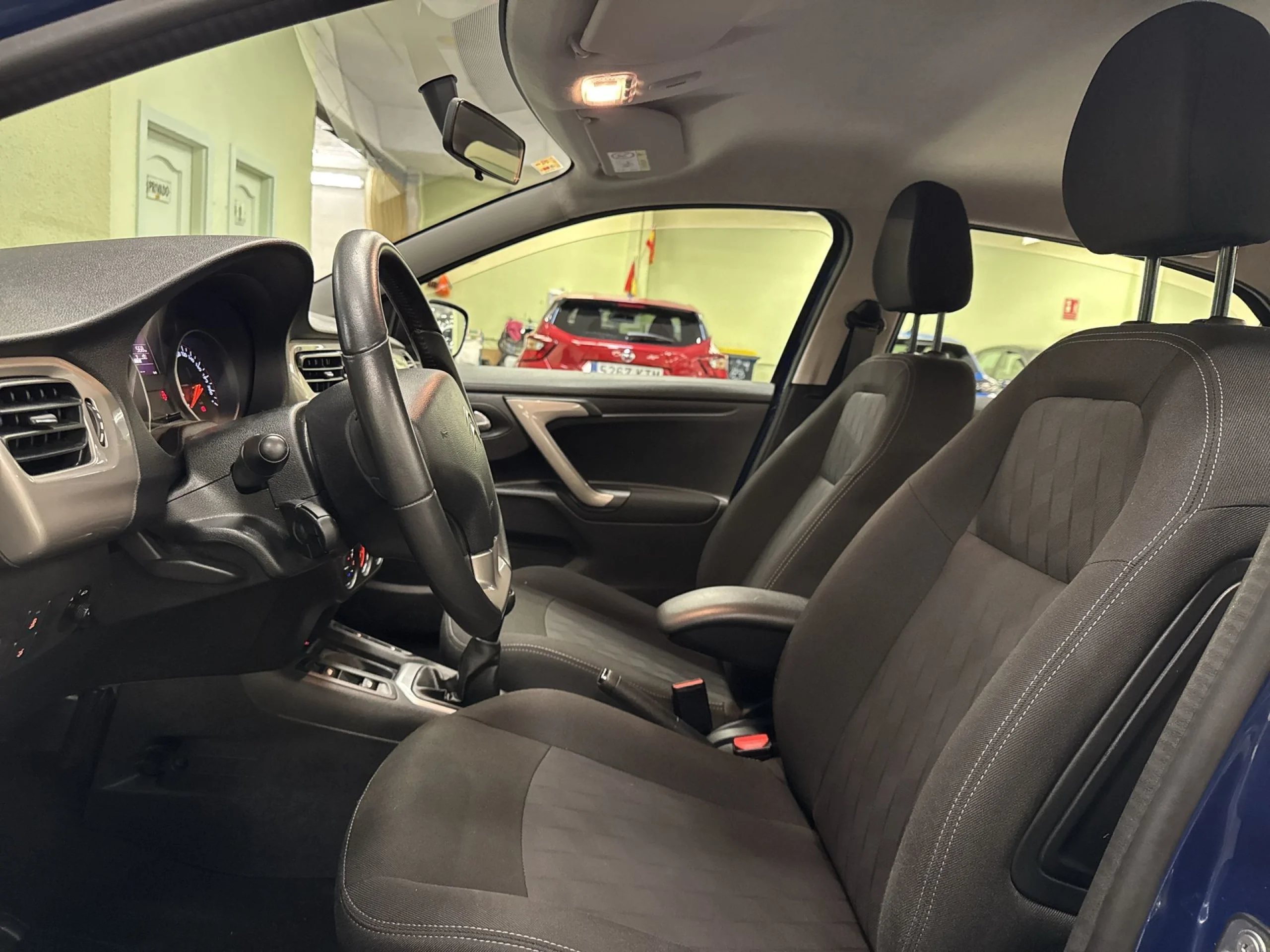 Citroen C-Elysee PureTech 82 Shine 60 kW (82 CV) - Foto 8