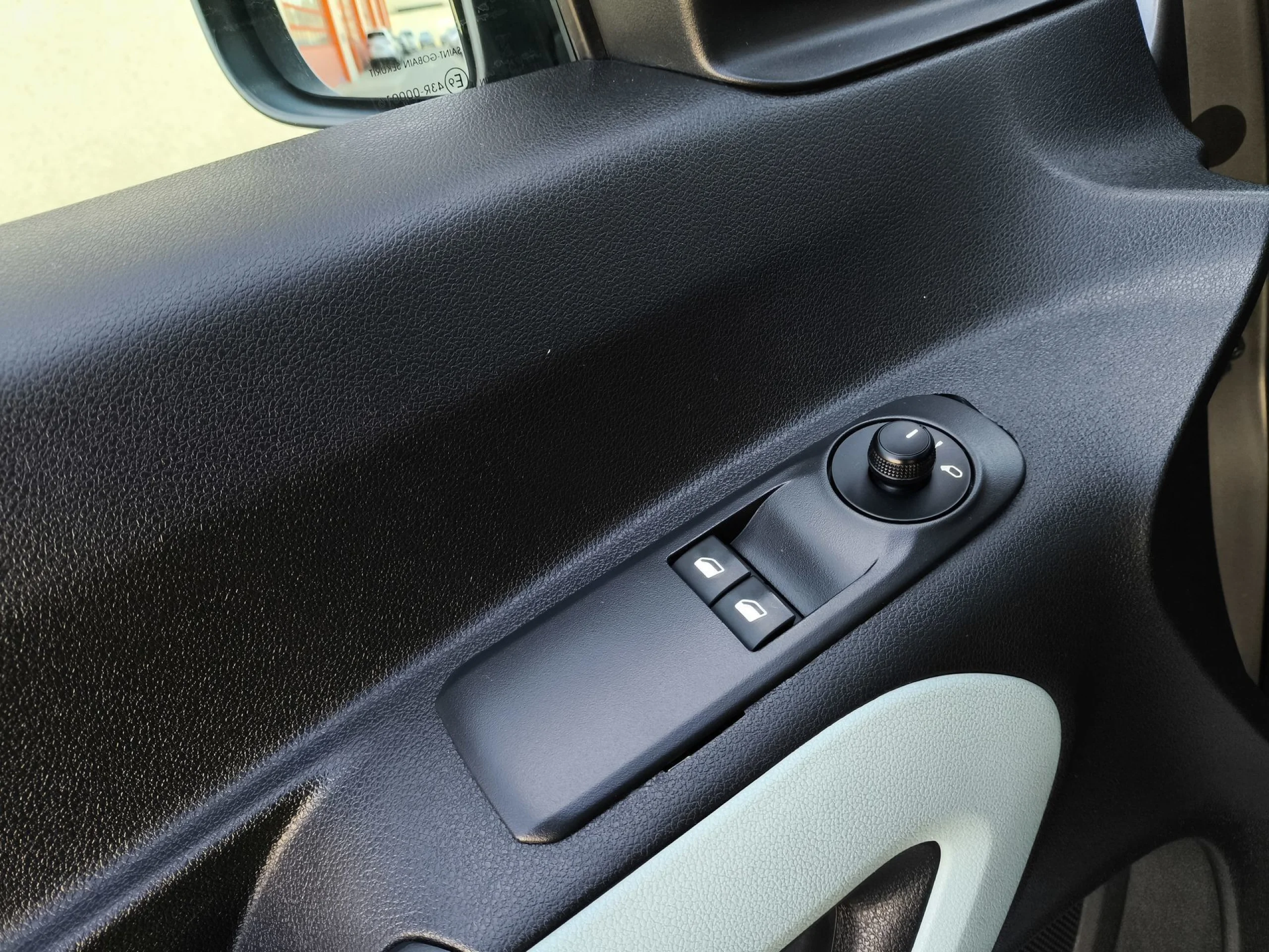 Citroen Berlingo Combi PureTech 110 SANDS Talla M Feel 81 kW (110 CV) - Foto 13