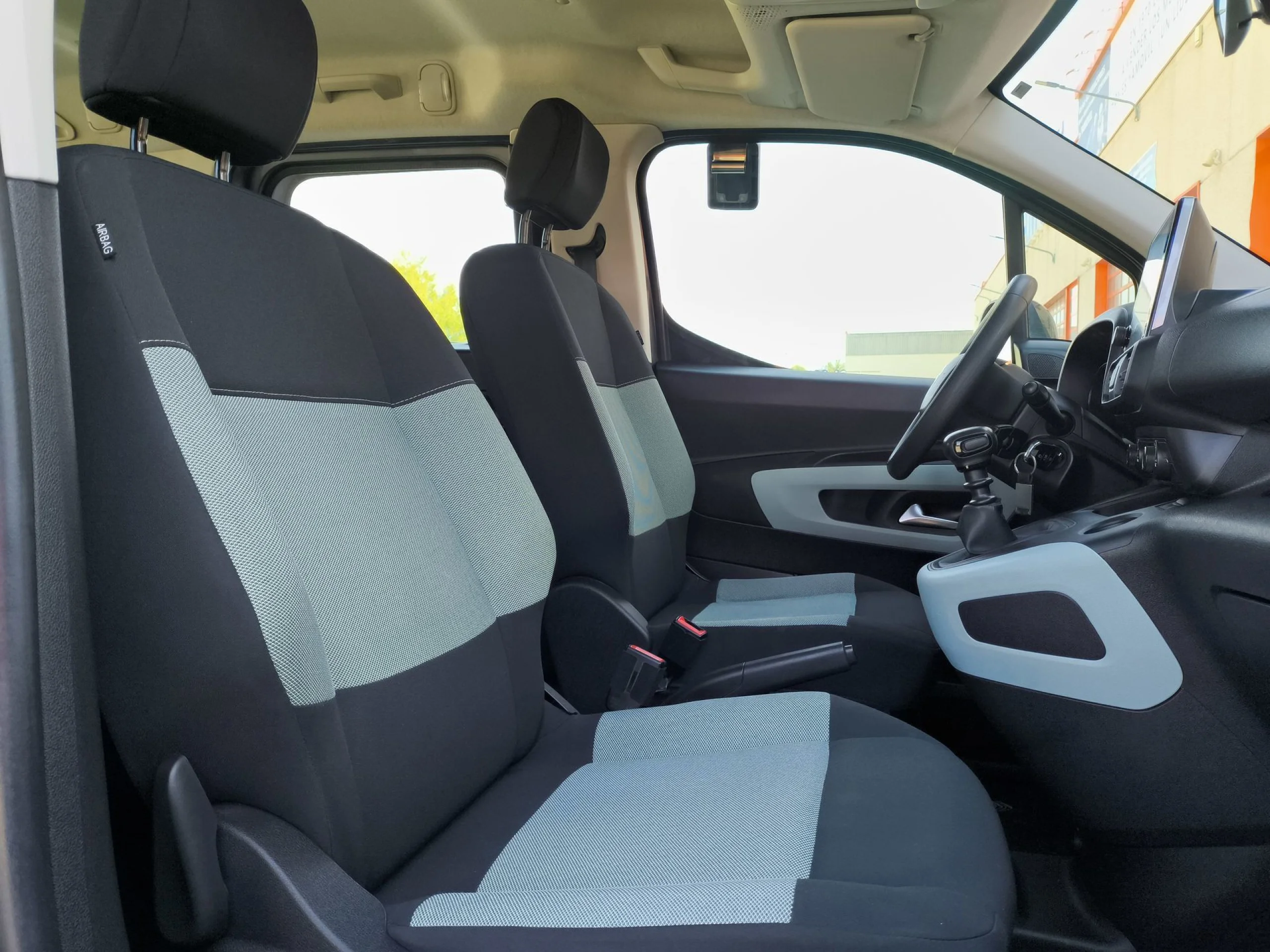 Citroen Berlingo Combi PureTech 110 SANDS Talla M Feel 81 kW (110 CV) - Foto 26