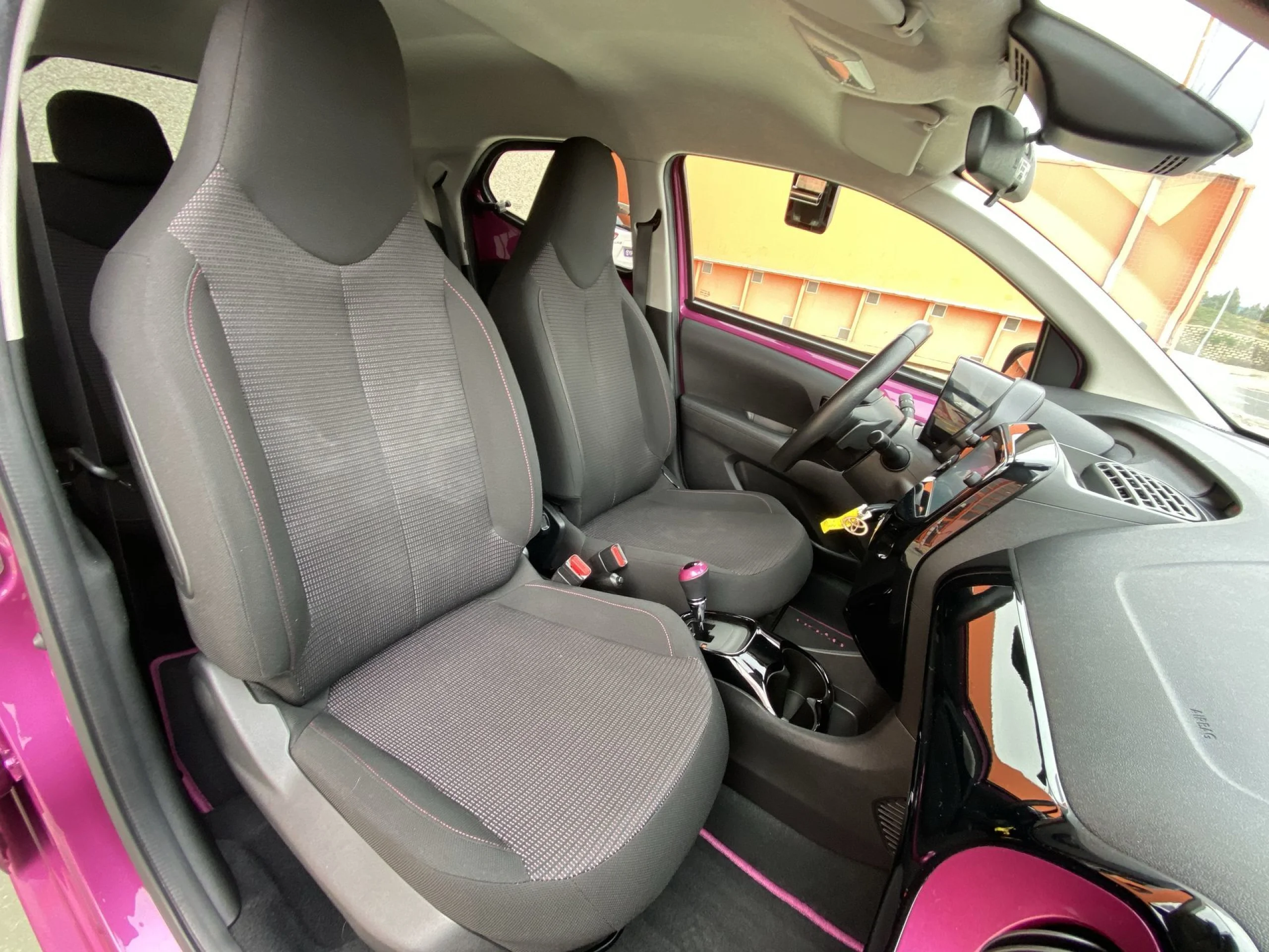 Toyota Aygo 1.0 70 x-cite 53 kW (72 CV) - Foto 20
